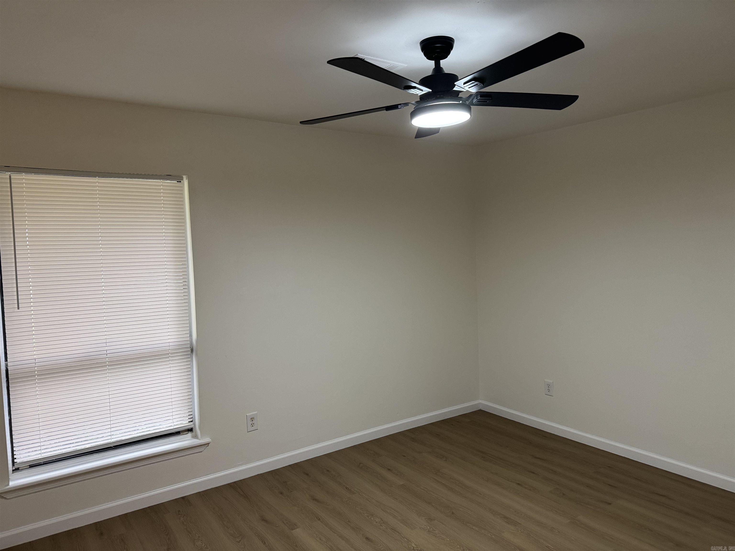 Pine Wood - Residential