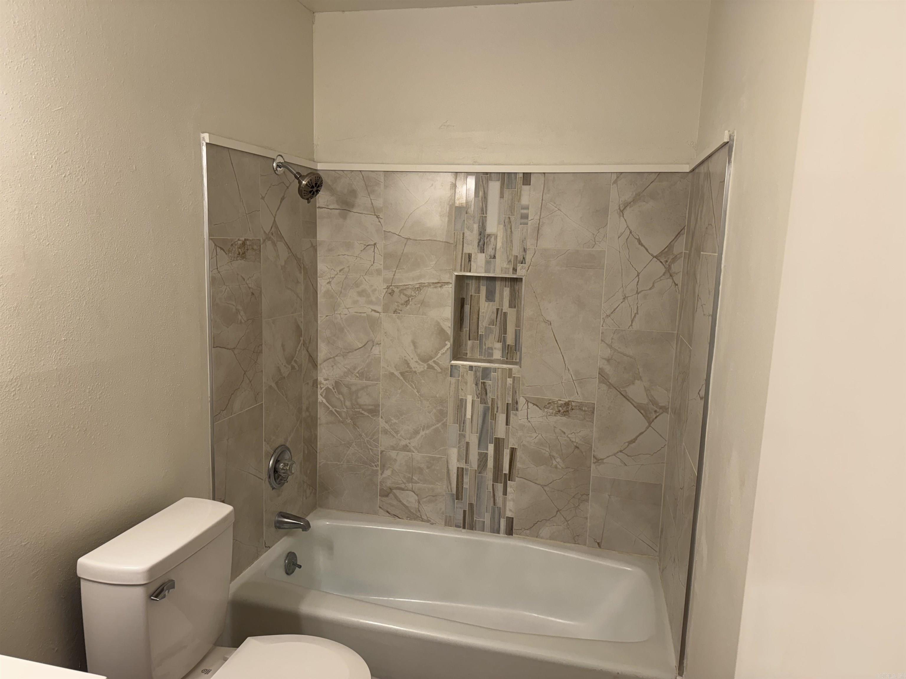 Pine Wood - Residential