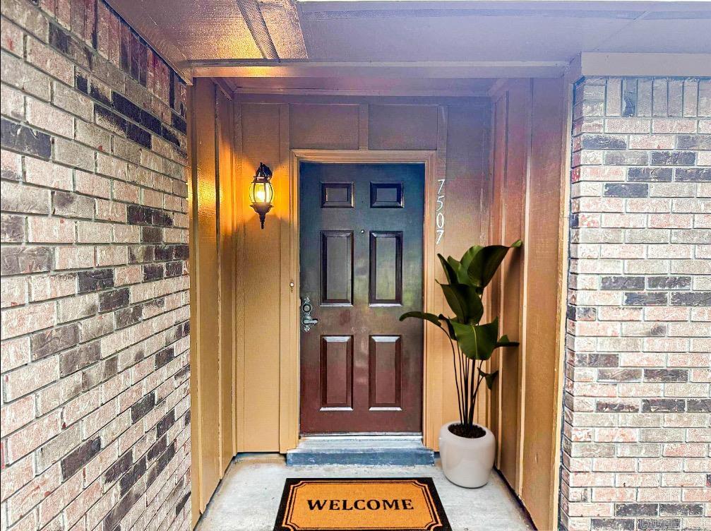 Pine Wood - Residential