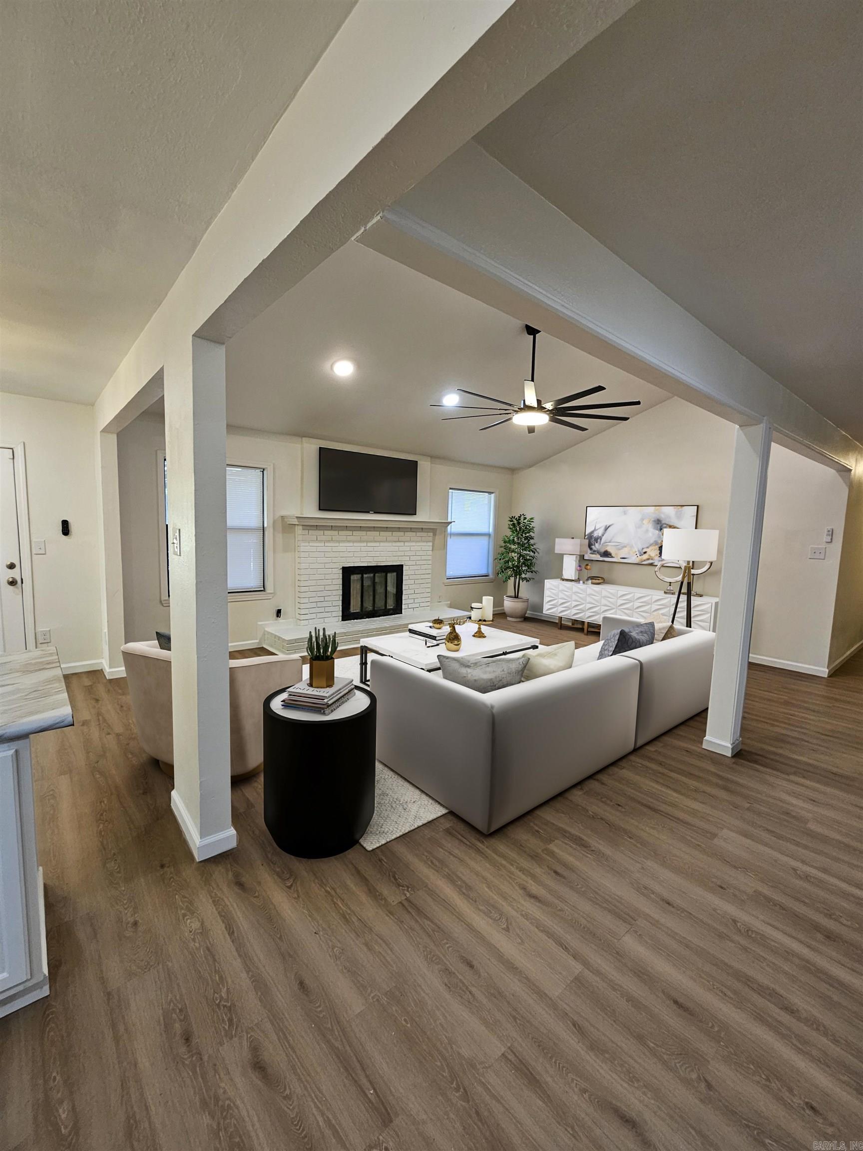 Pine Wood - Residential