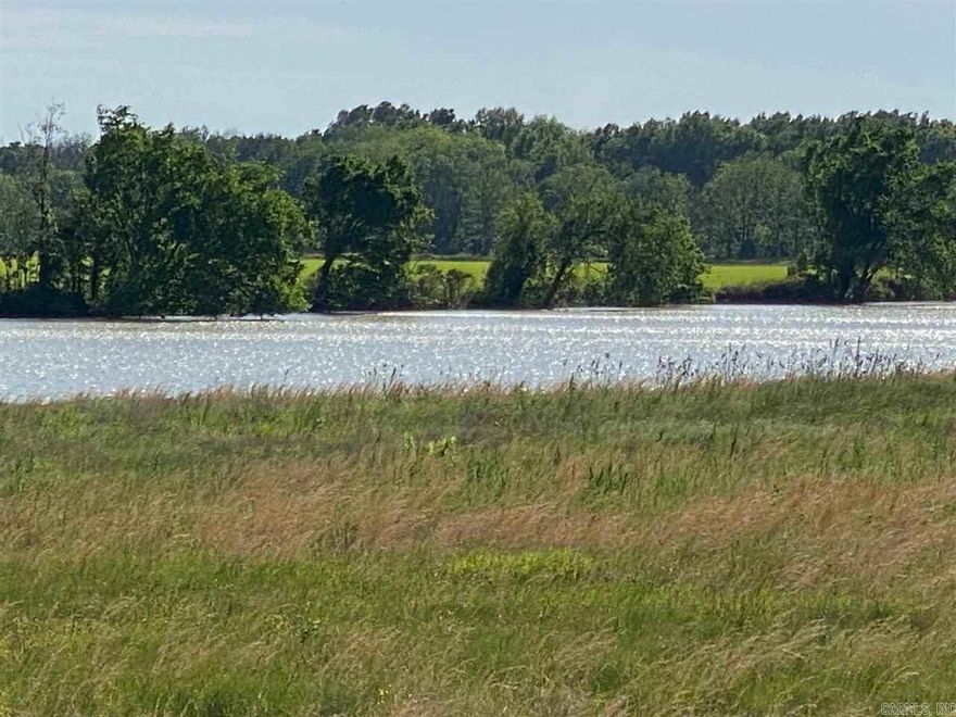 Unrestricted acreage with great visibility from I-555 and frontage on the access road. Great location between Jonesboro and Memphis with easy on/off access from the interstate. Suitable for a variety of purposes.