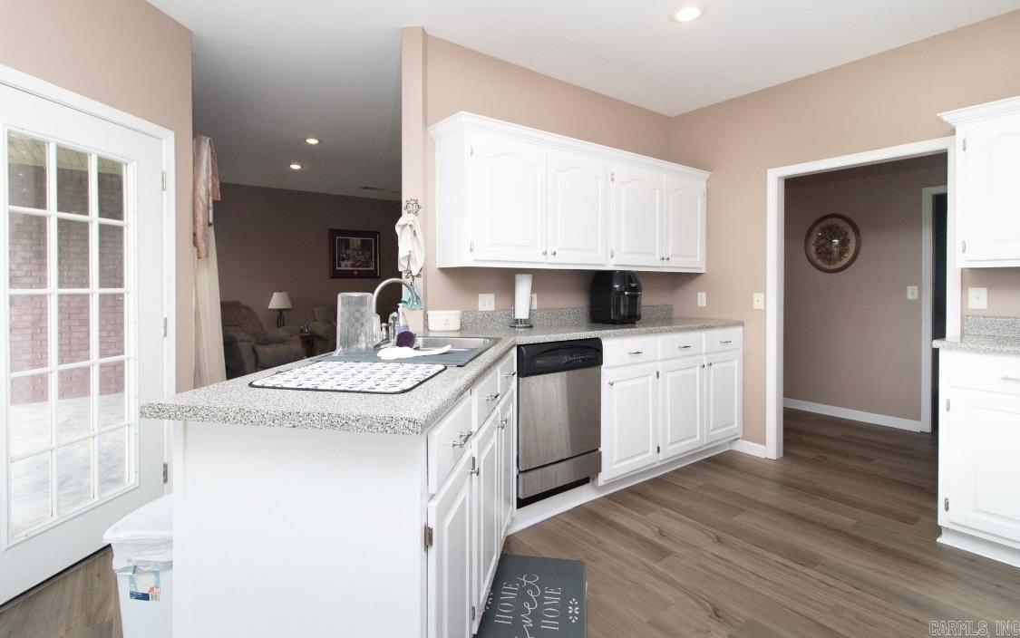 SUNSET TERRACE - Residential