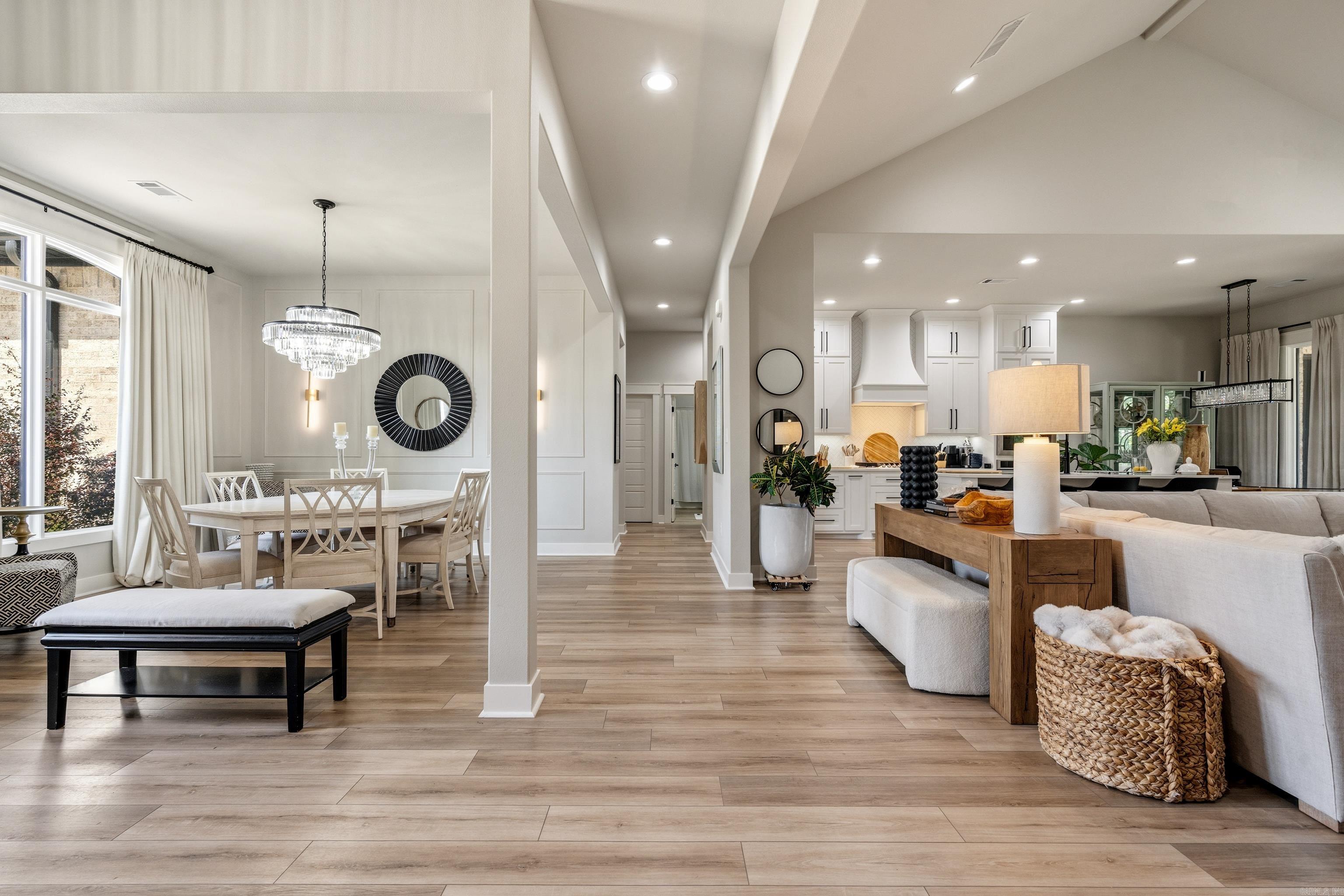 ARLINGTON PARK - Residential