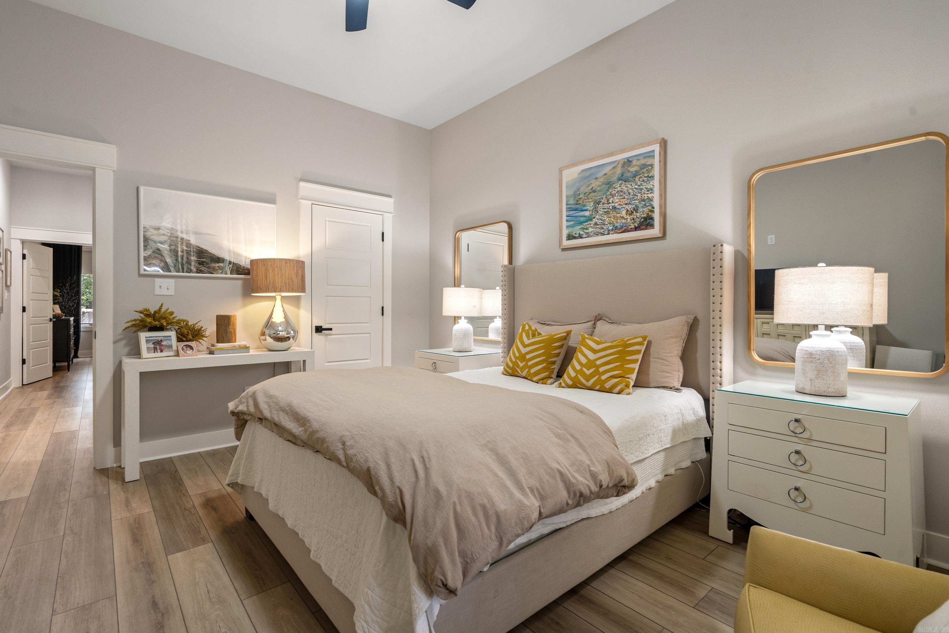 ARLINGTON PARK - Residential