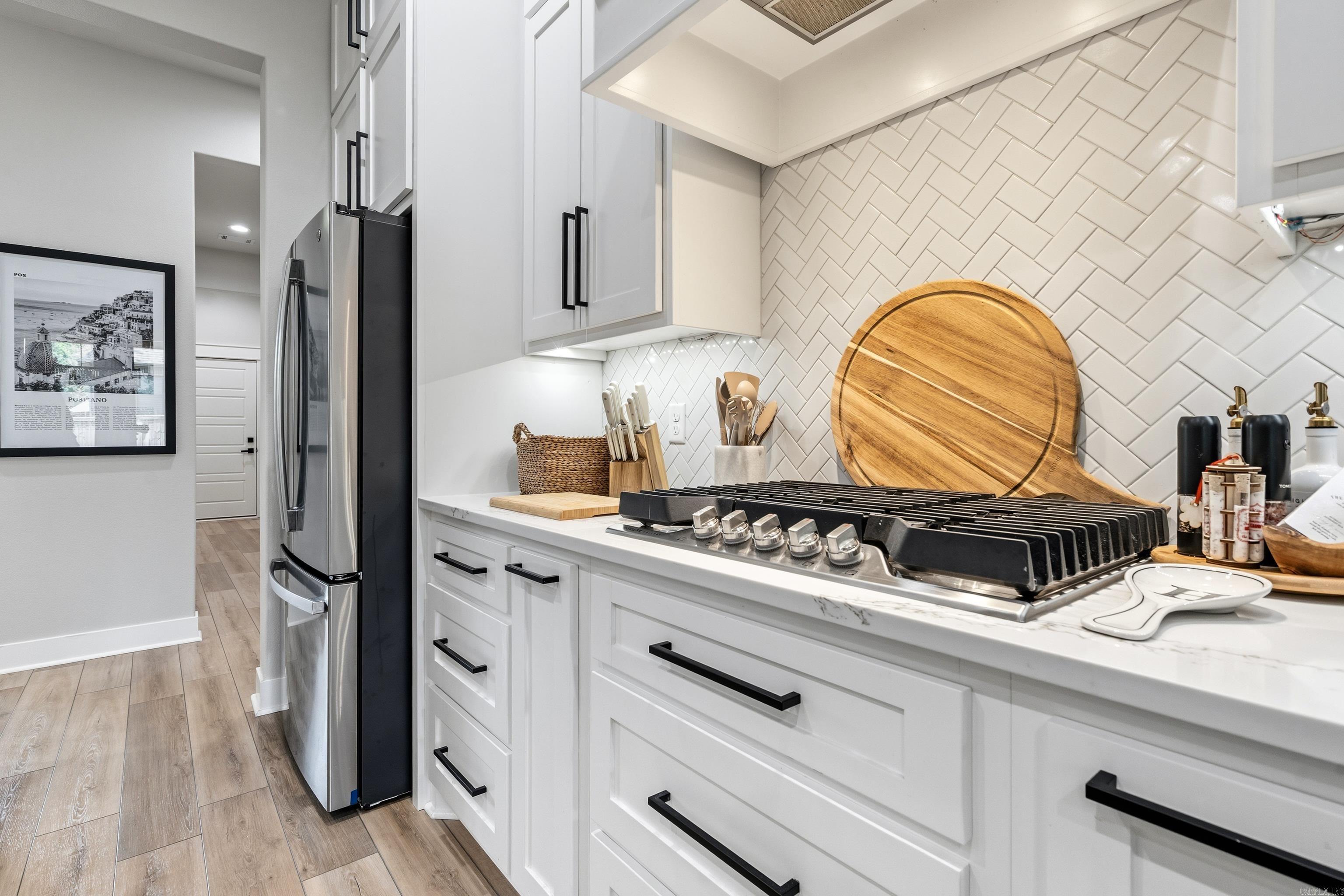 ARLINGTON PARK - Residential