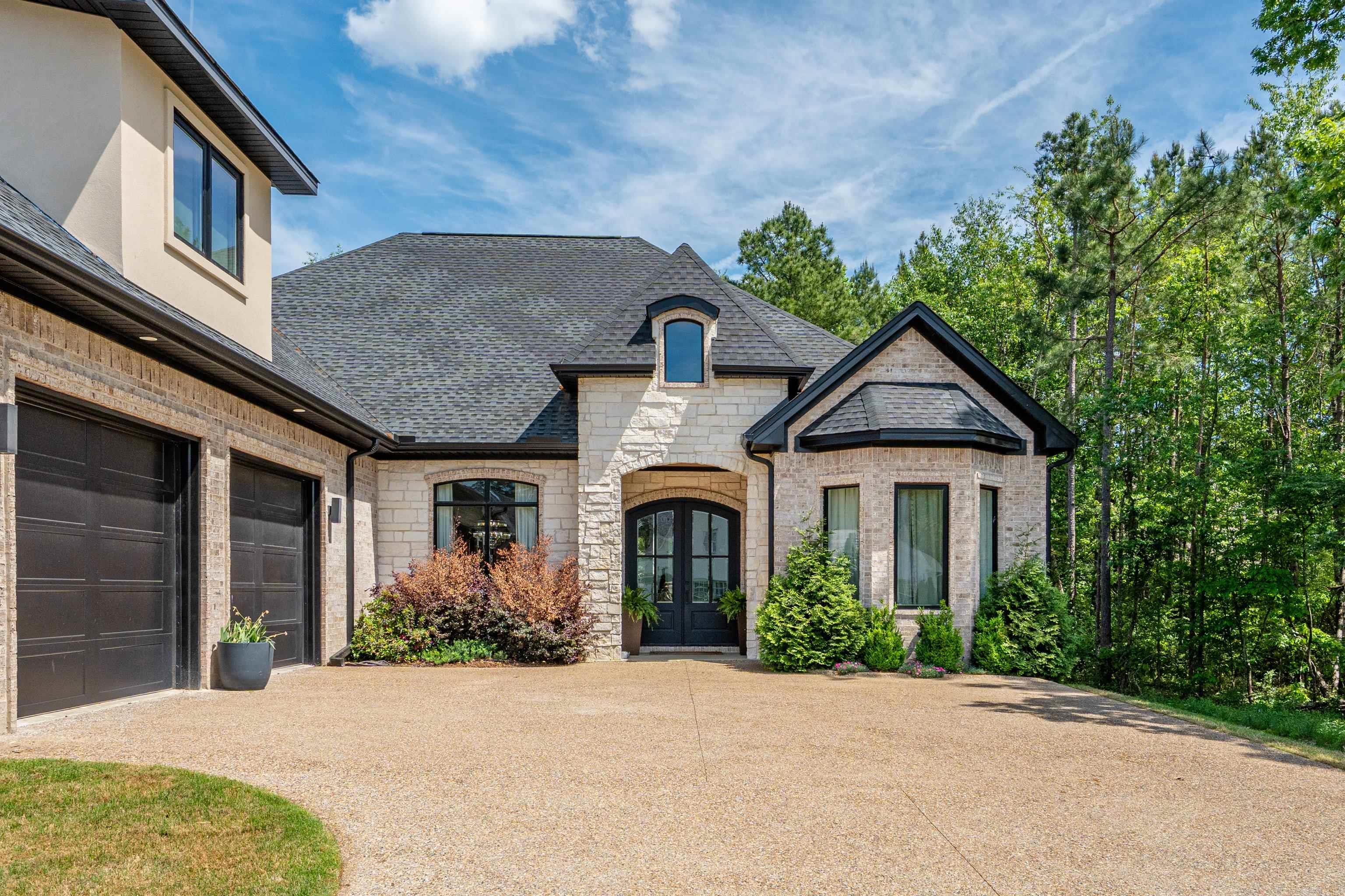 ARLINGTON PARK - Residential