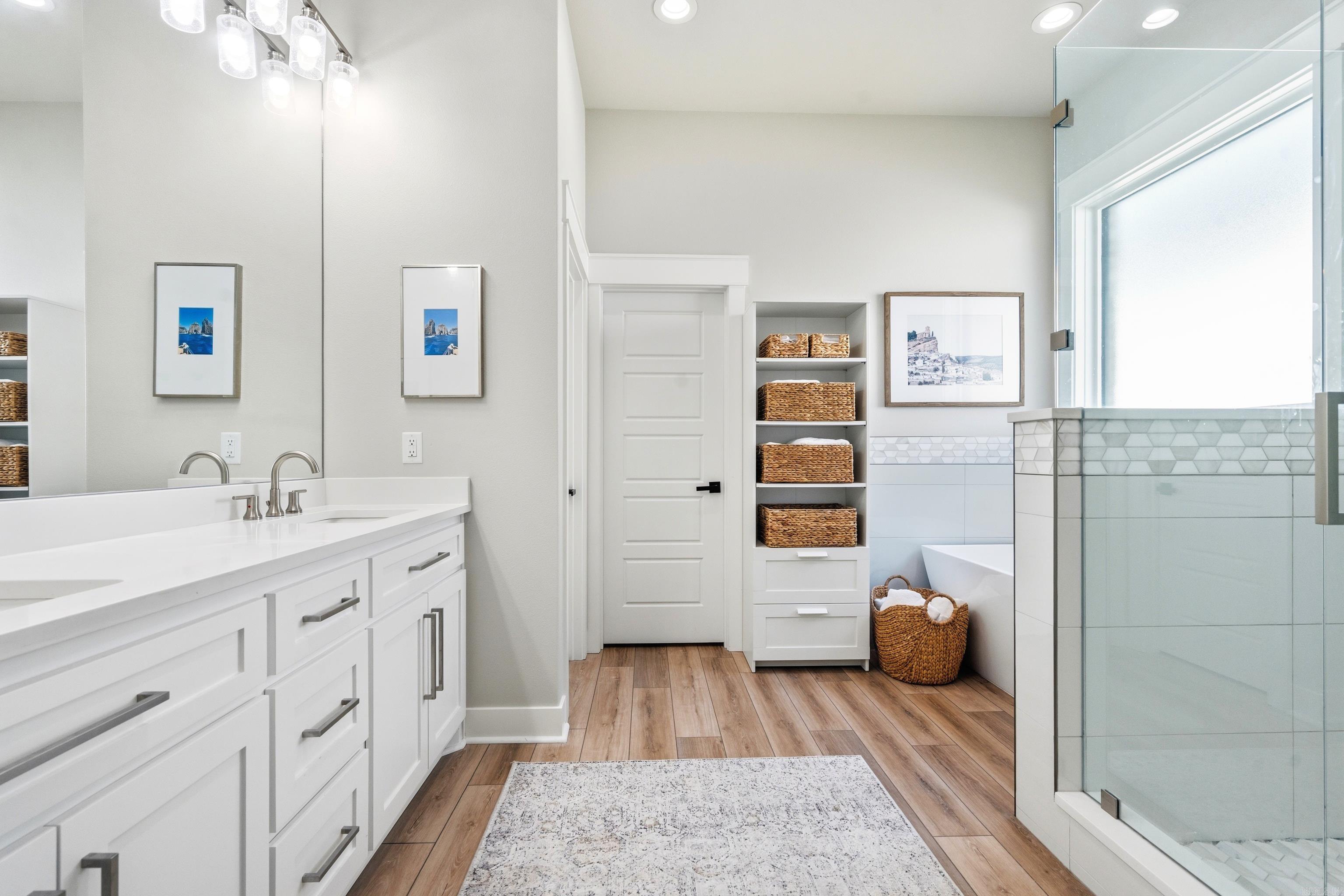 ARLINGTON PARK - Residential