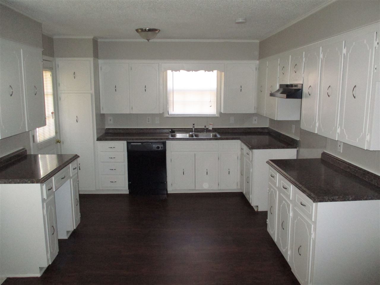 Leasurewood - Residential Lease