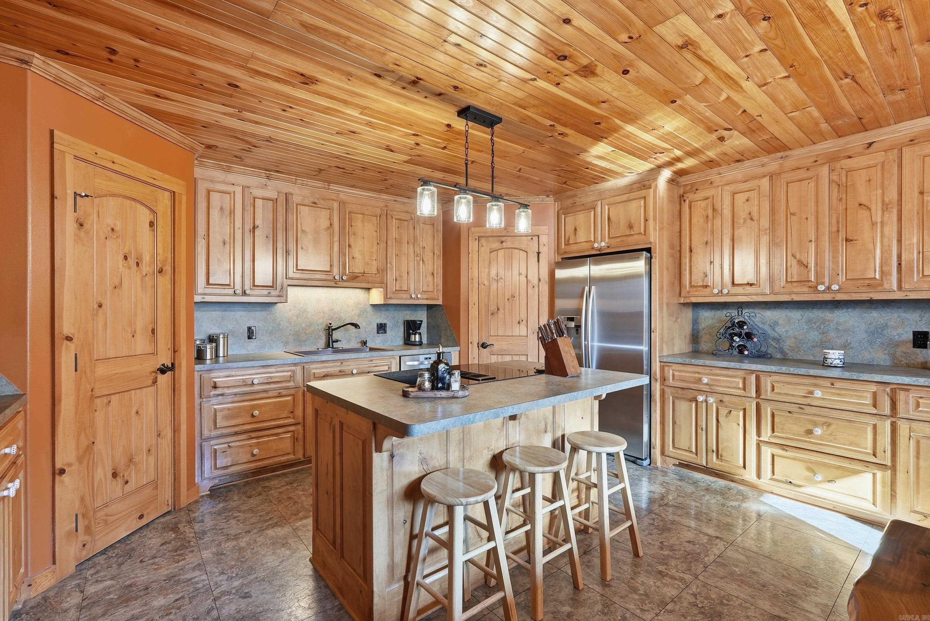 RESTFUL RIDGE - Residential