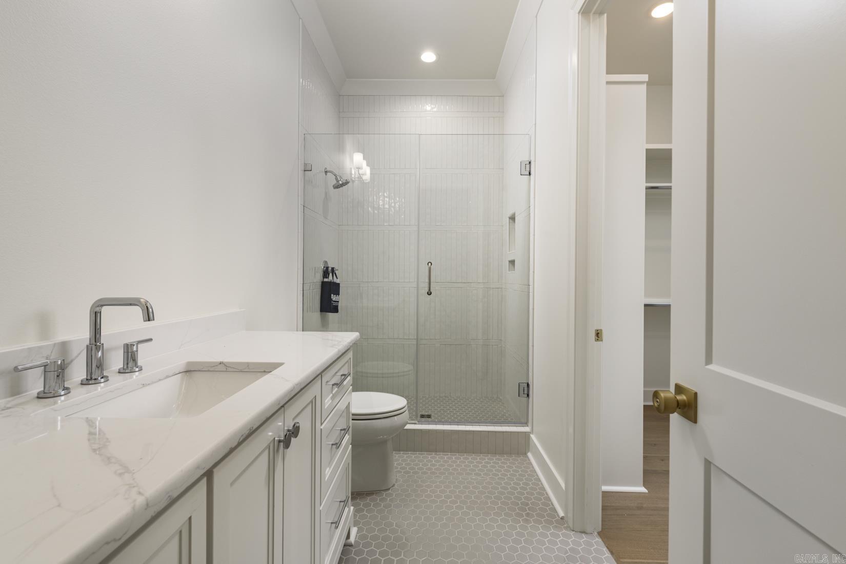 CHENAL VALLEY "FALSTONE COURT" - Residential