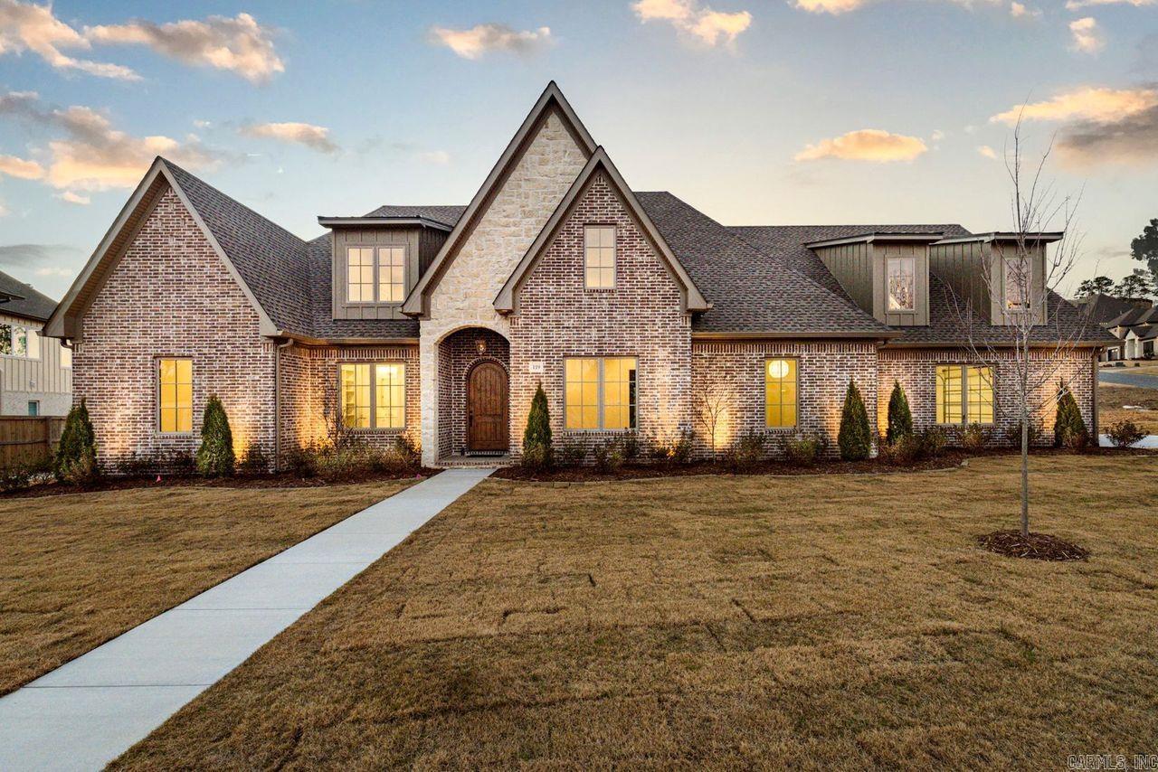 CHENAL VALLEY "FALSTONE COURT" - Residential