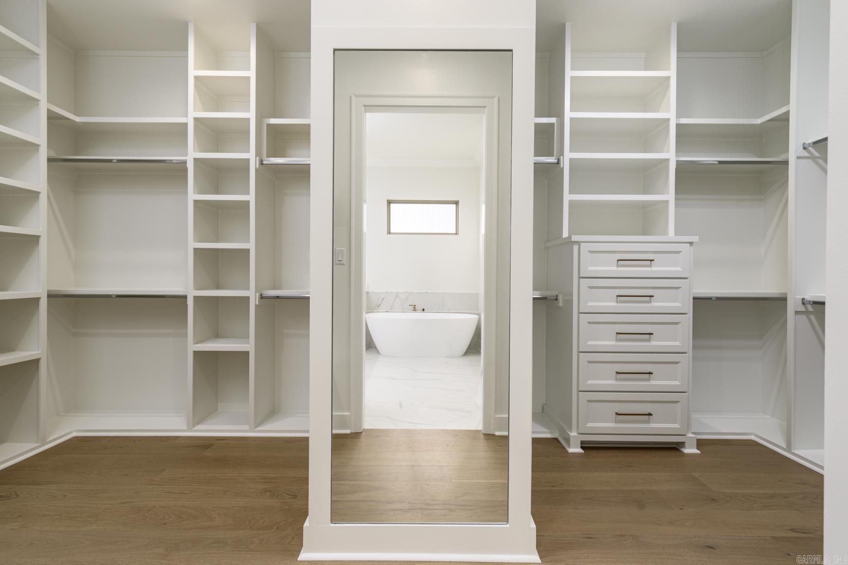 CHENAL VALLEY "FALSTONE COURT" - Residential