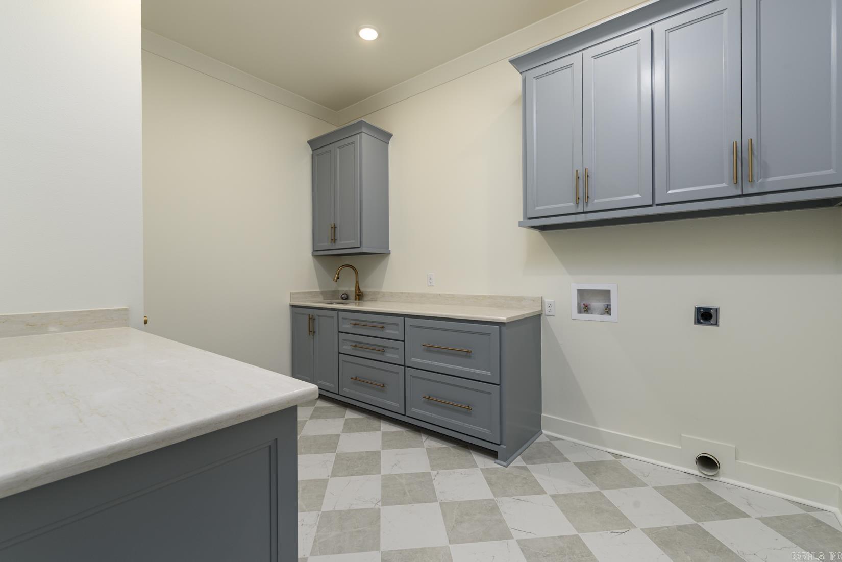 CHENAL VALLEY "FALSTONE COURT" - Residential