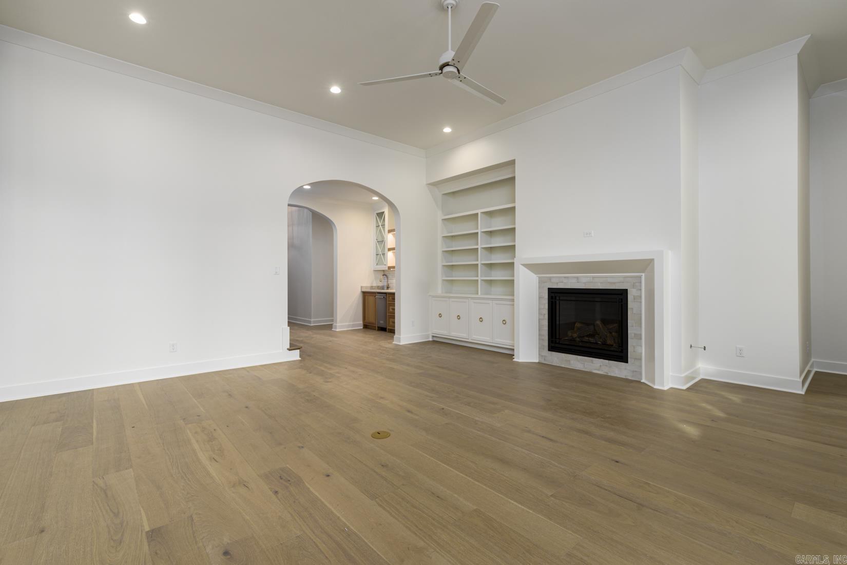 CHENAL VALLEY "FALSTONE COURT" - Residential