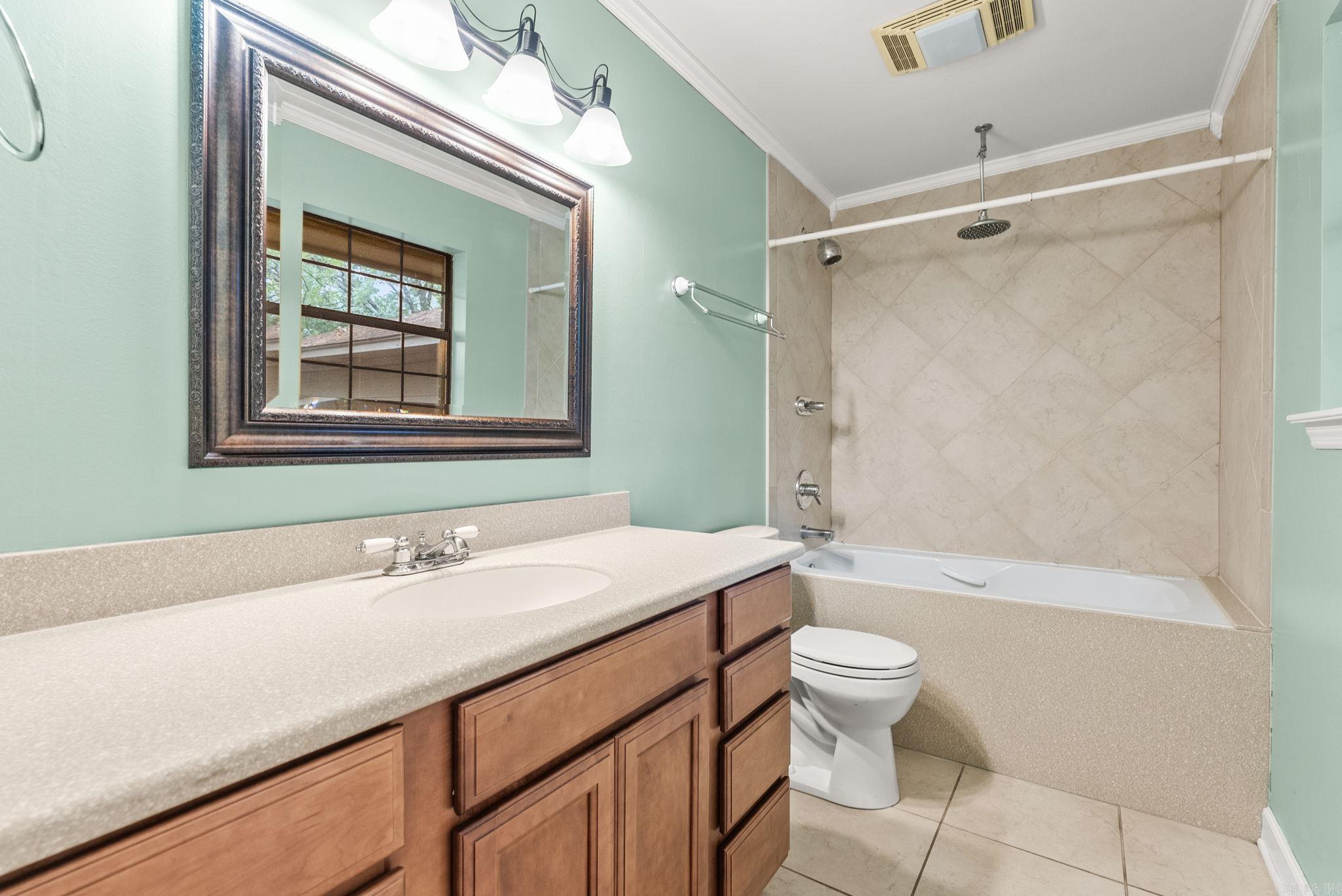 MARLOWE MANOR - Residential