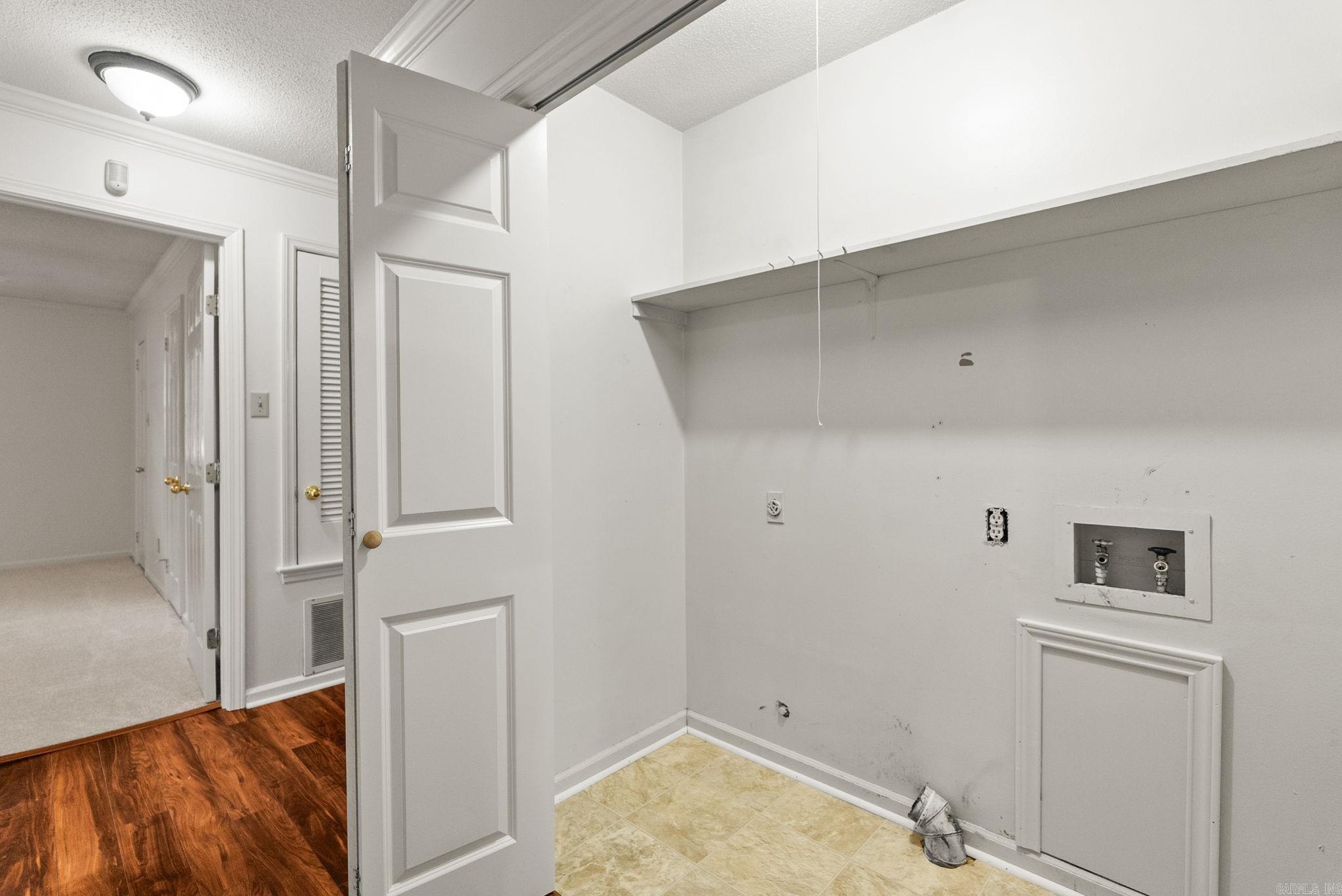 MARLOWE MANOR - Residential