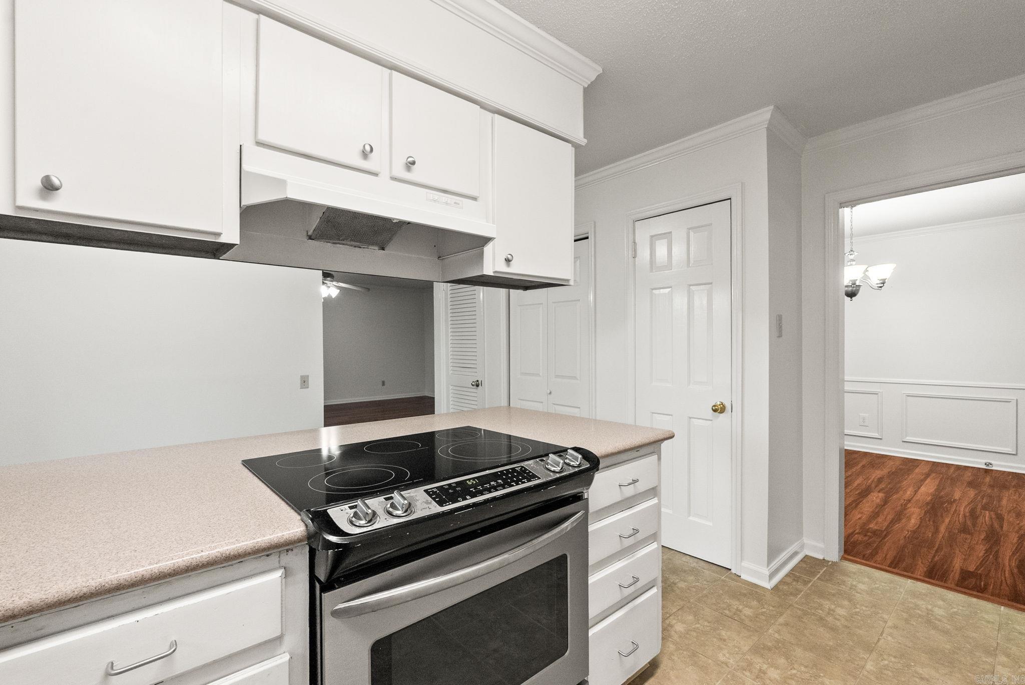 MARLOWE MANOR - Residential