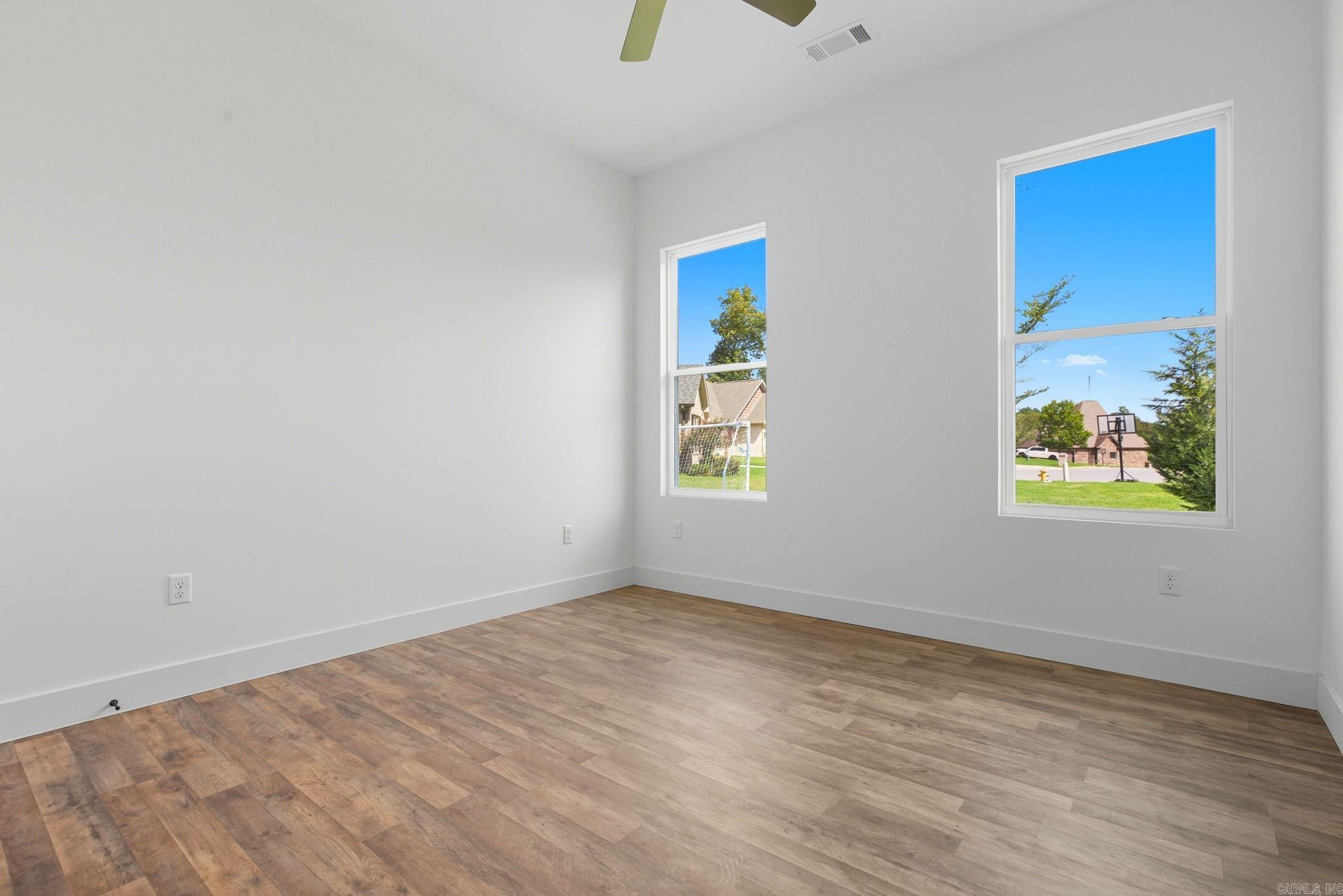 THE WOODS OF HURRICANE LAKE ESTA - Residential