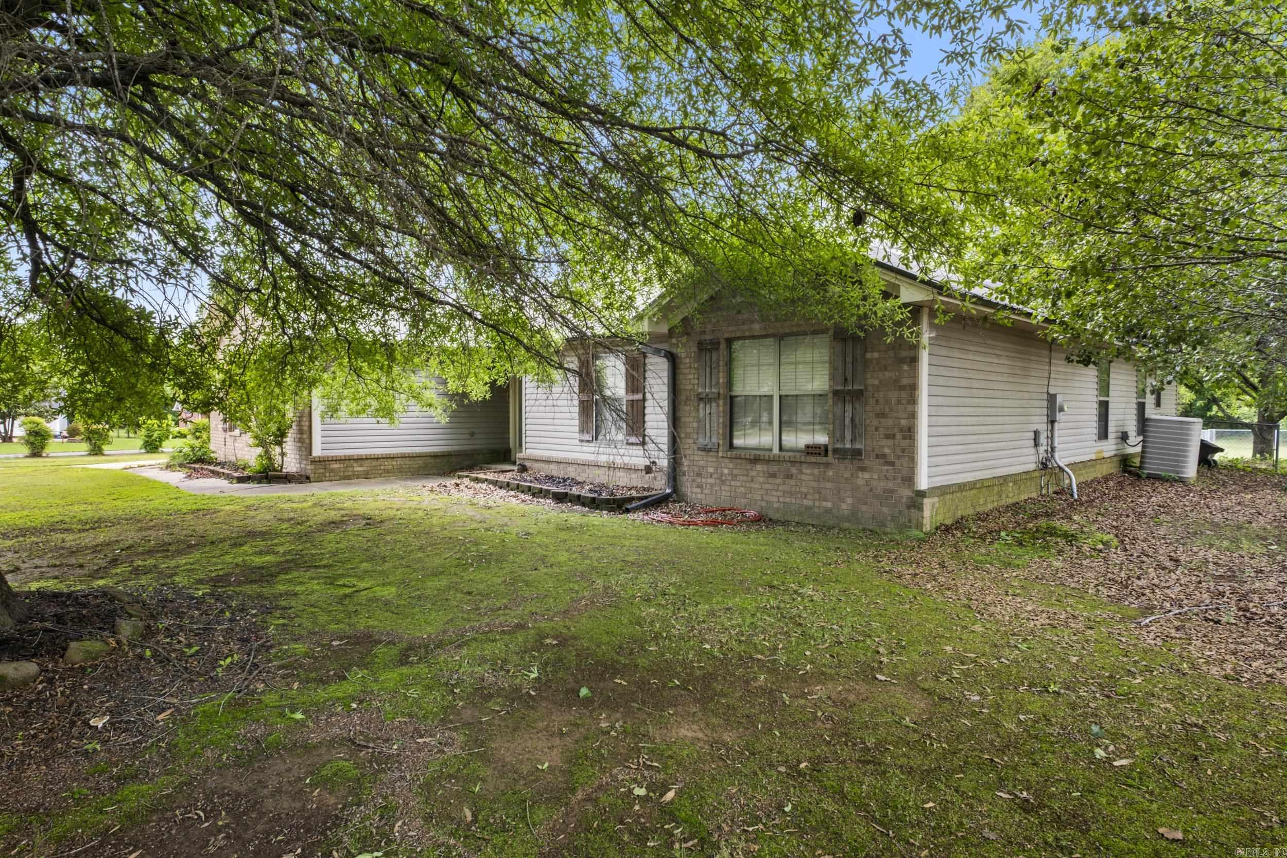 CENTERVIEW ESTATES - Residential