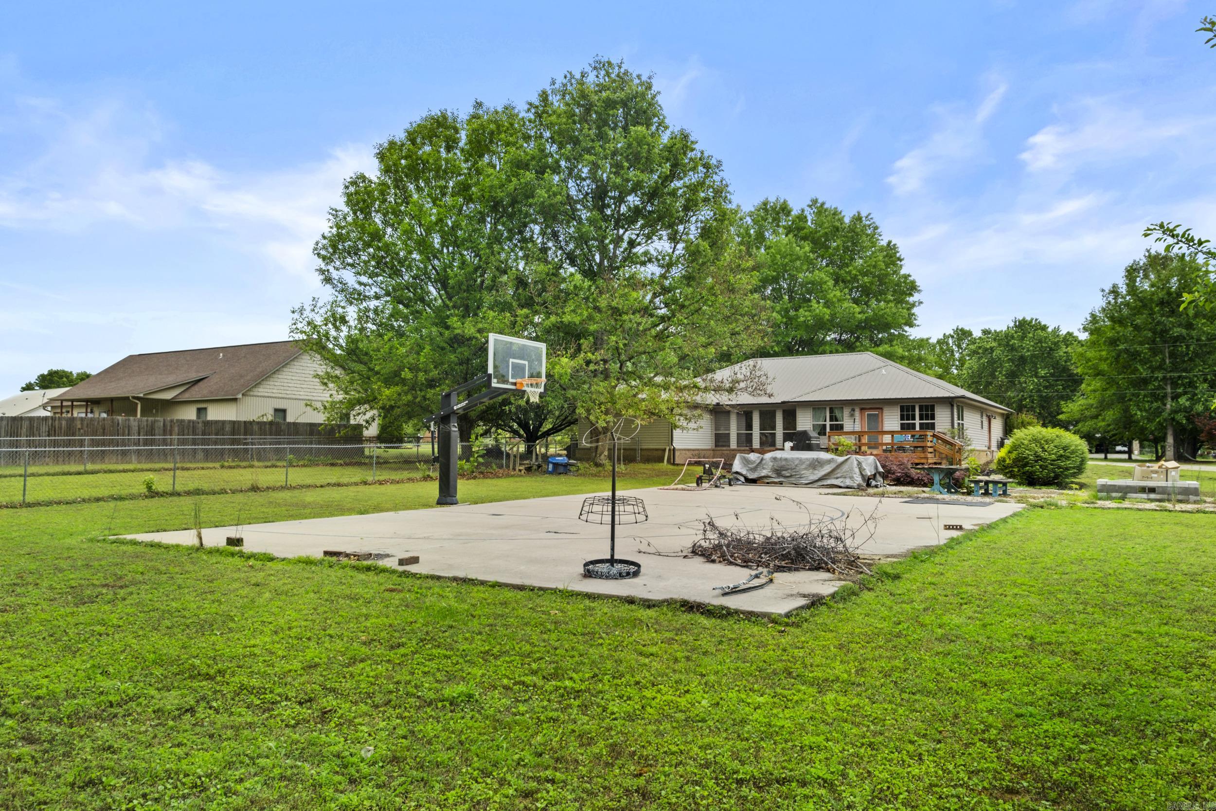 CENTERVIEW ESTATES - Residential