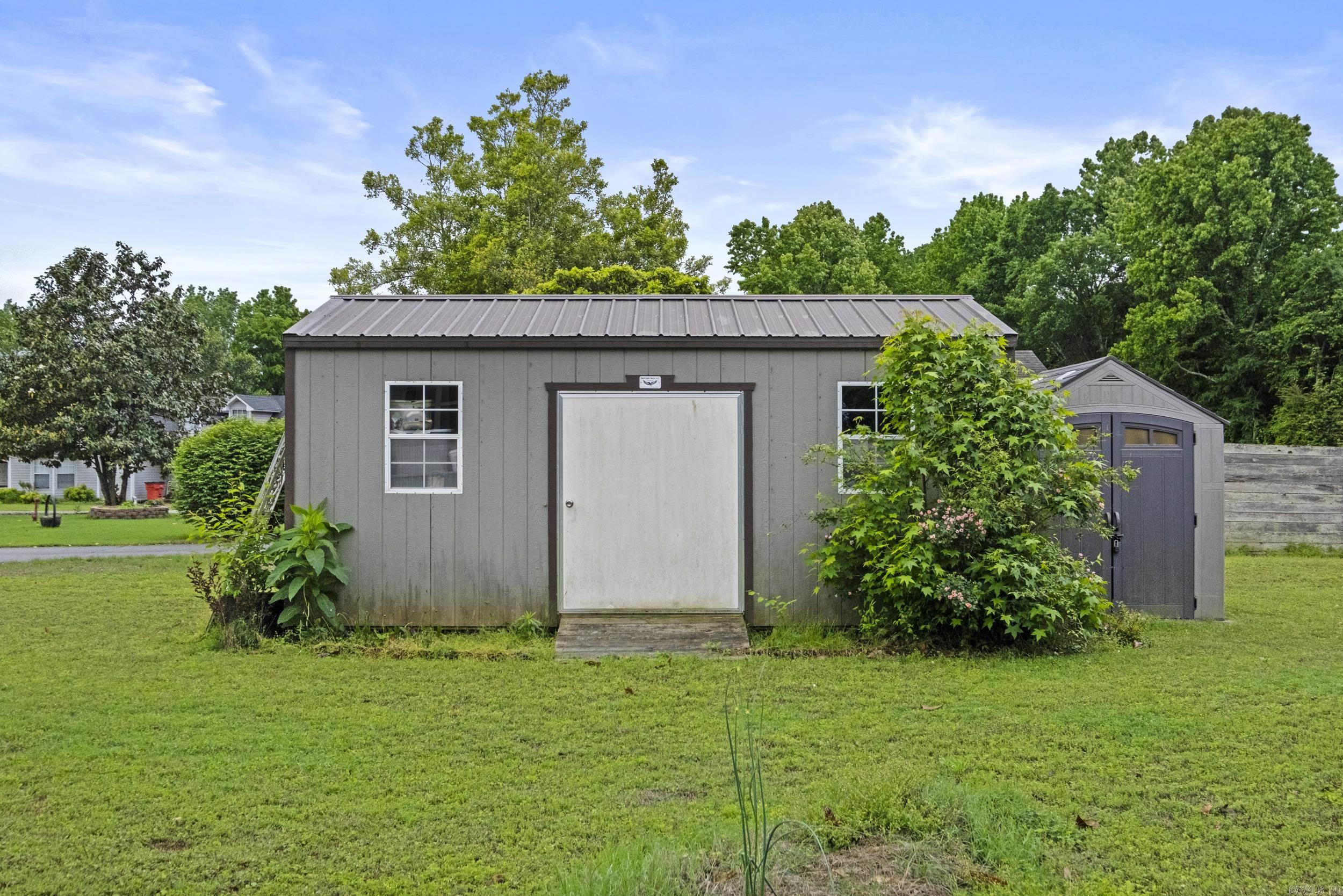 CENTERVIEW ESTATES - Residential