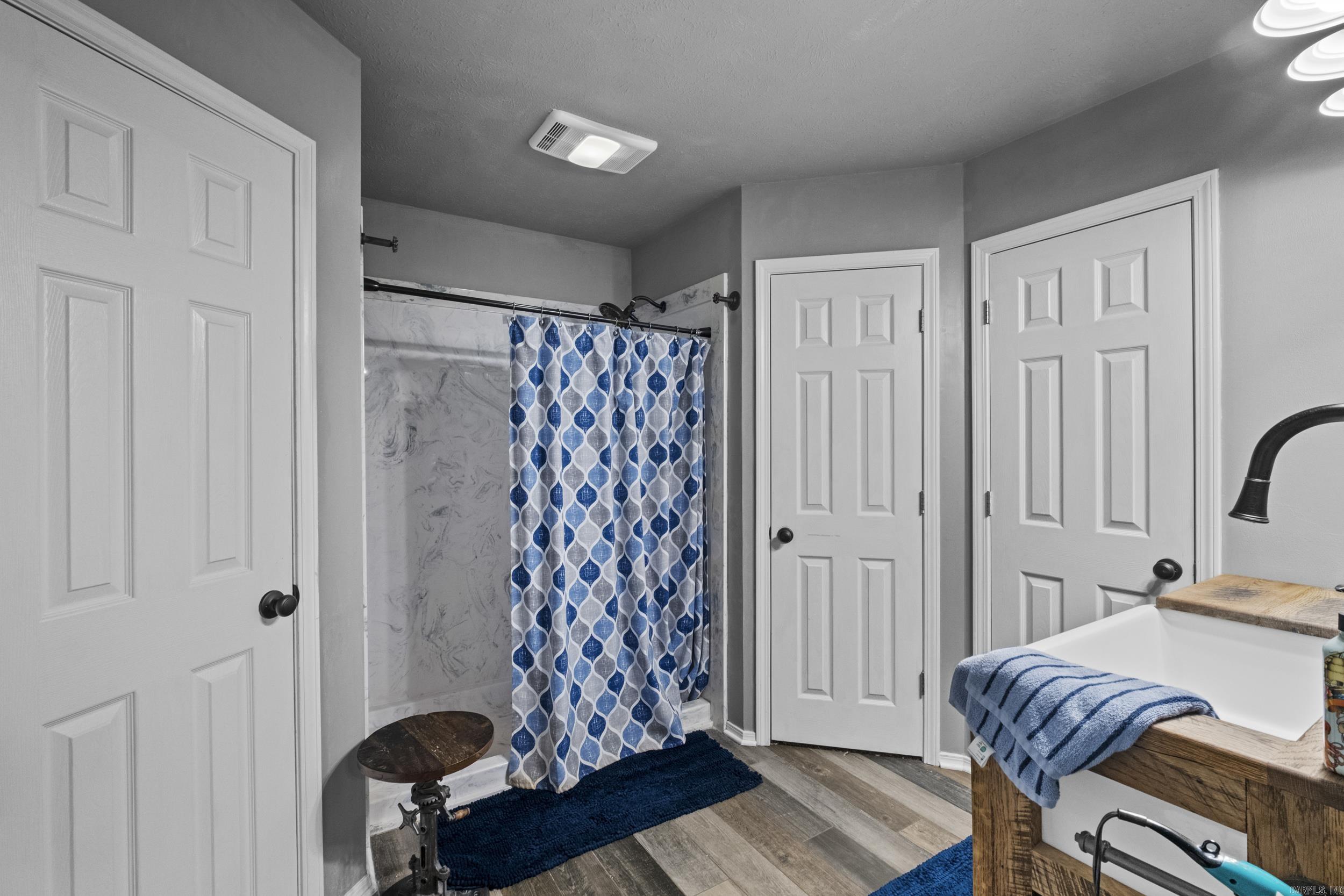 CENTERVIEW ESTATES - Residential