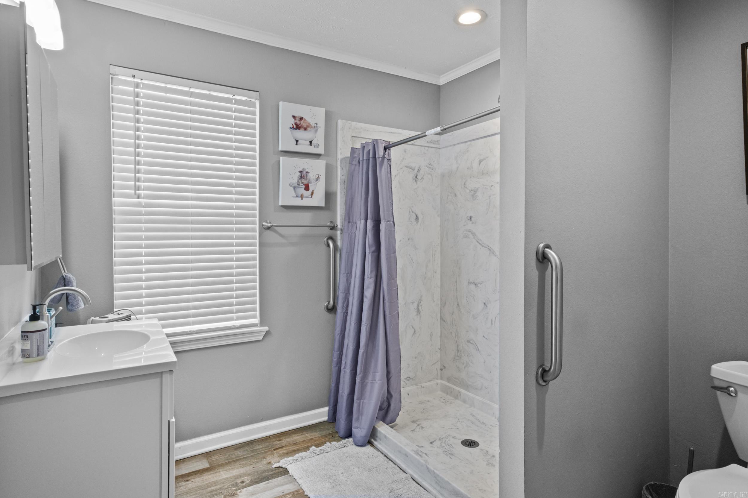 CENTERVIEW ESTATES - Residential