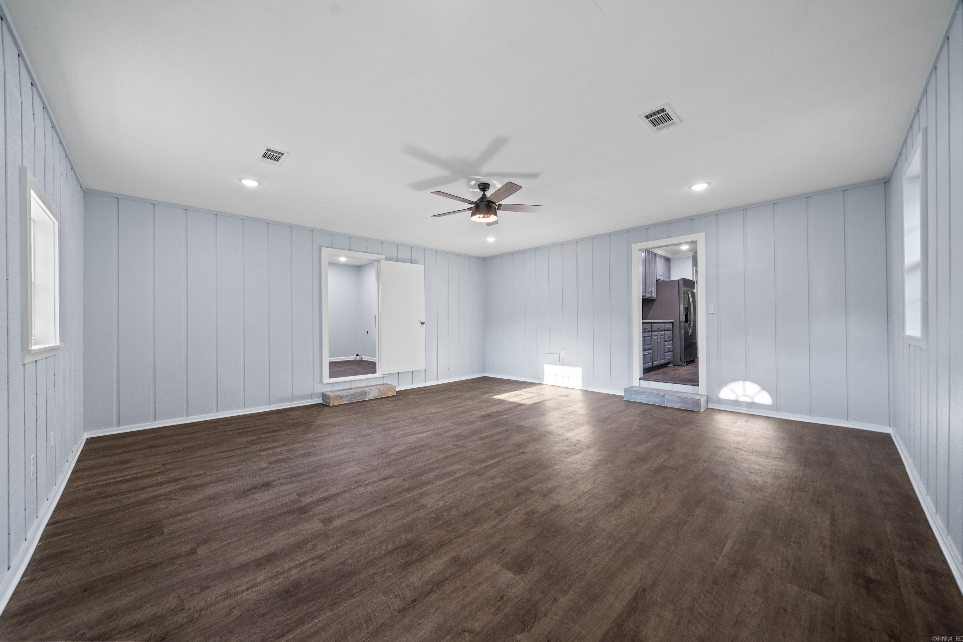 VALLEY HEIGHTS - Residential