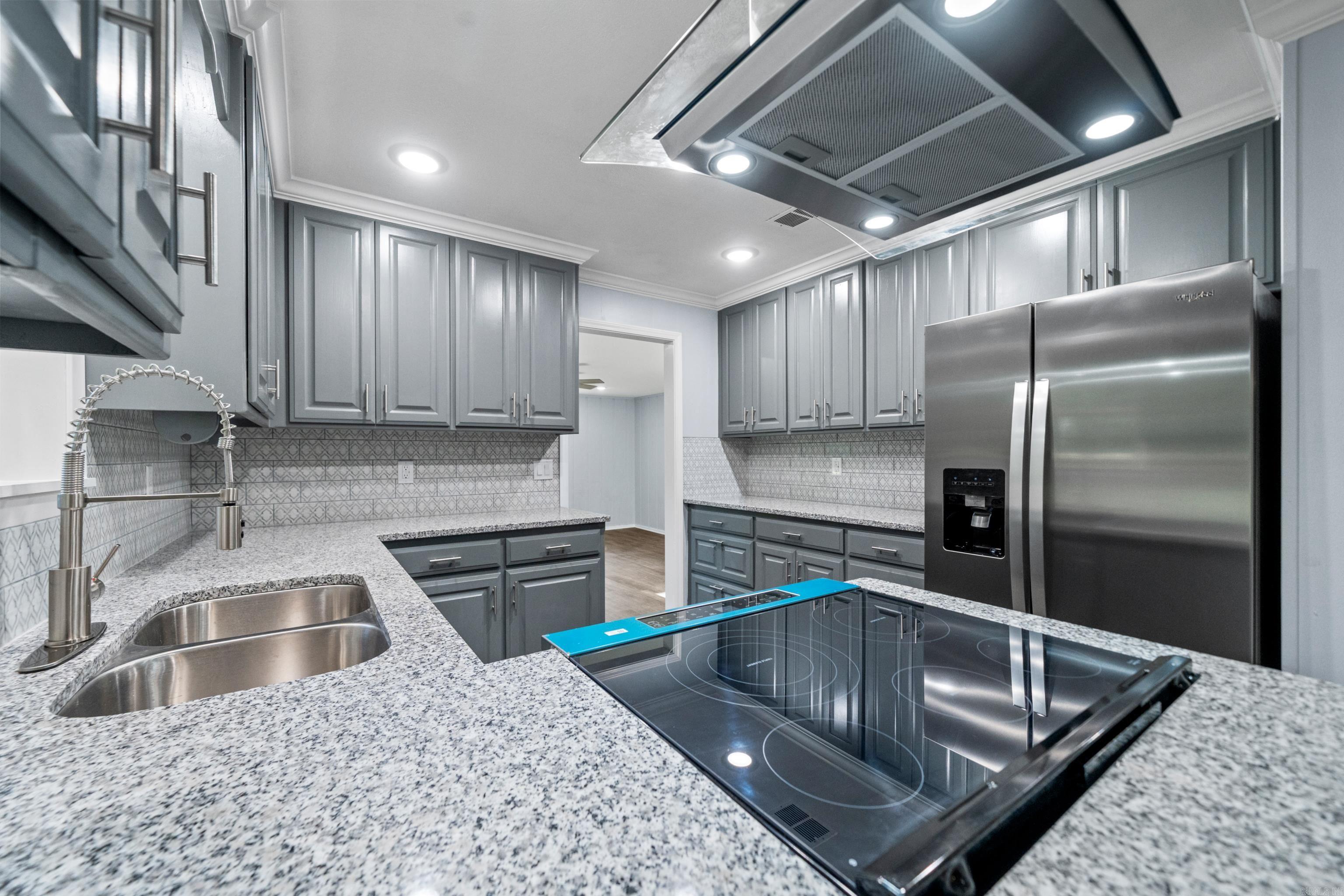 VALLEY HEIGHTS - Residential