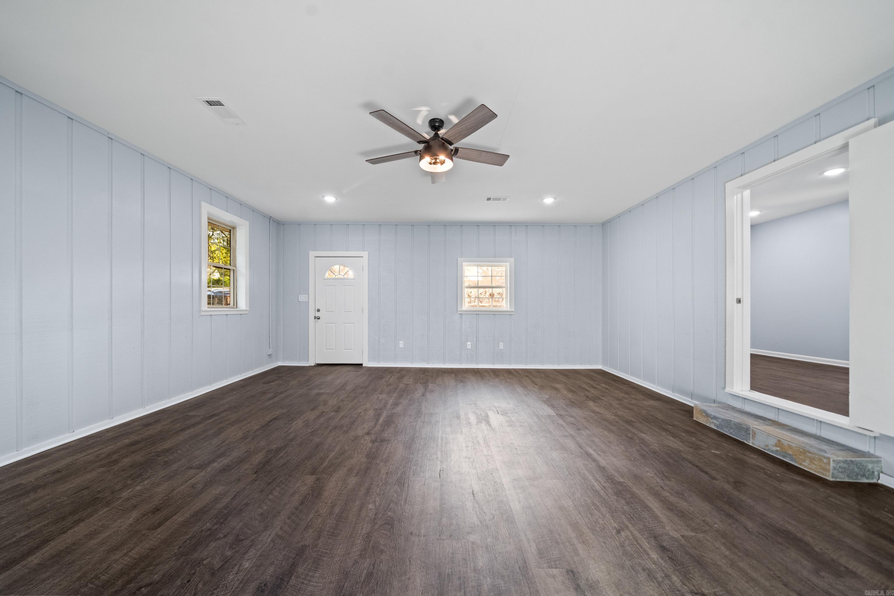 VALLEY HEIGHTS - Residential