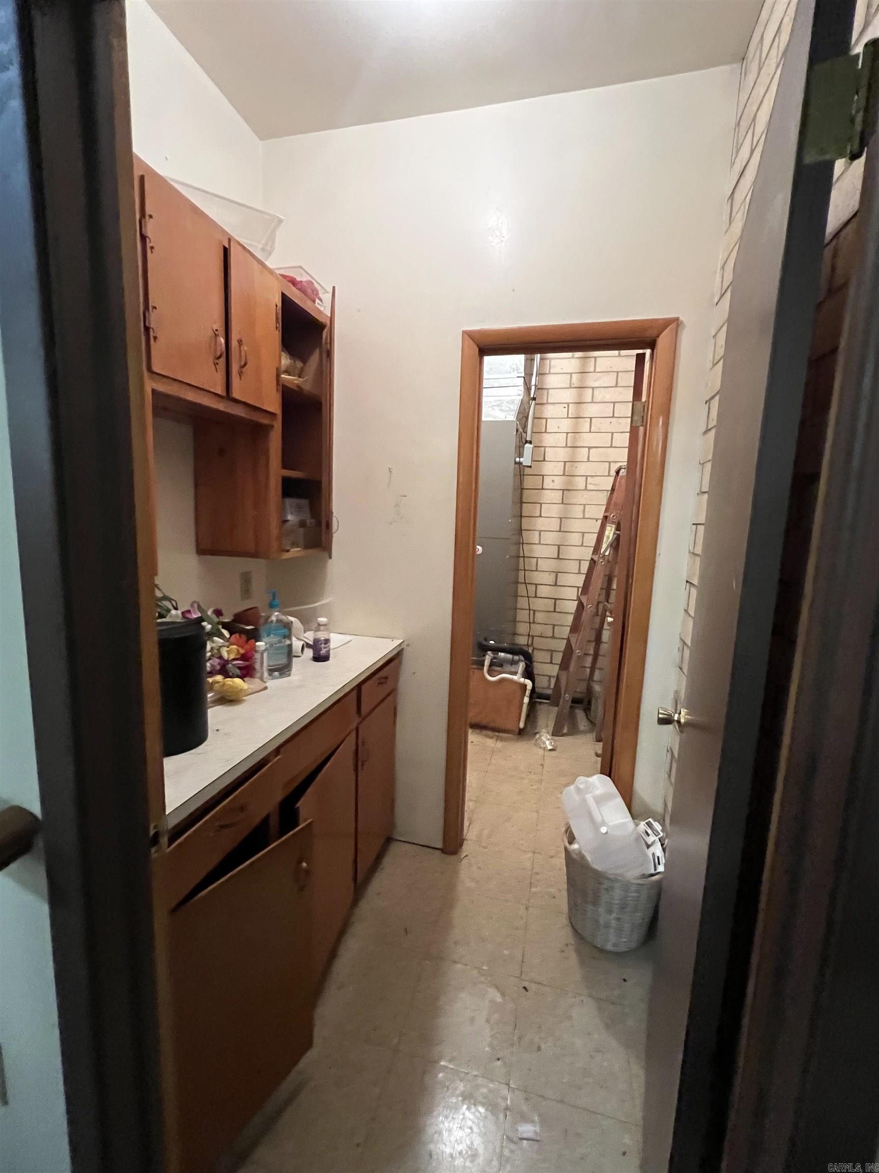 BUSINESS CENTER - Residential