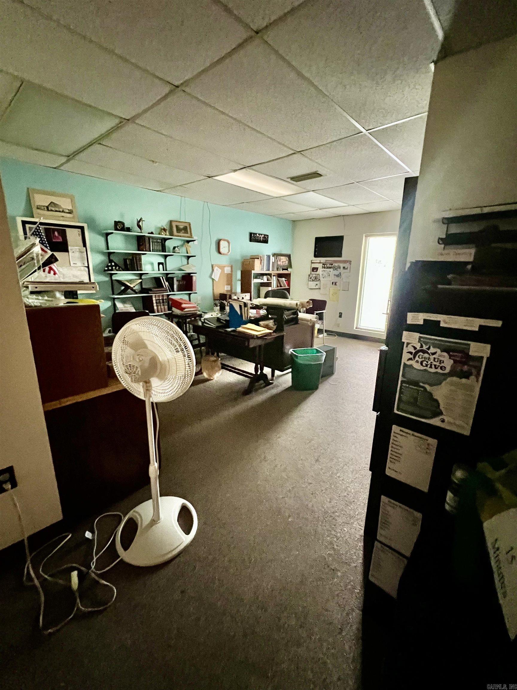 BUSINESS CENTER - Residential