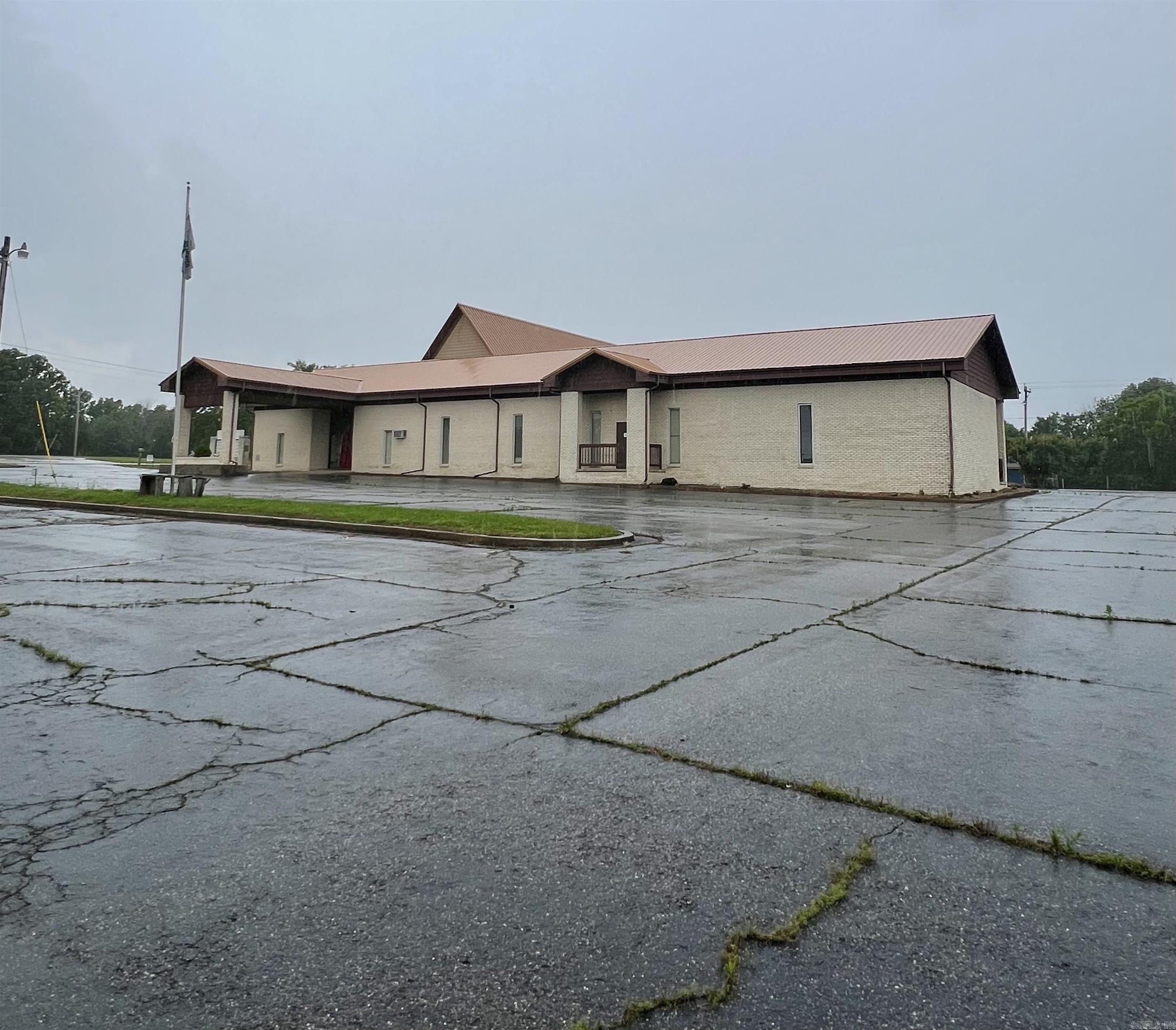 BUSINESS CENTER - Residential