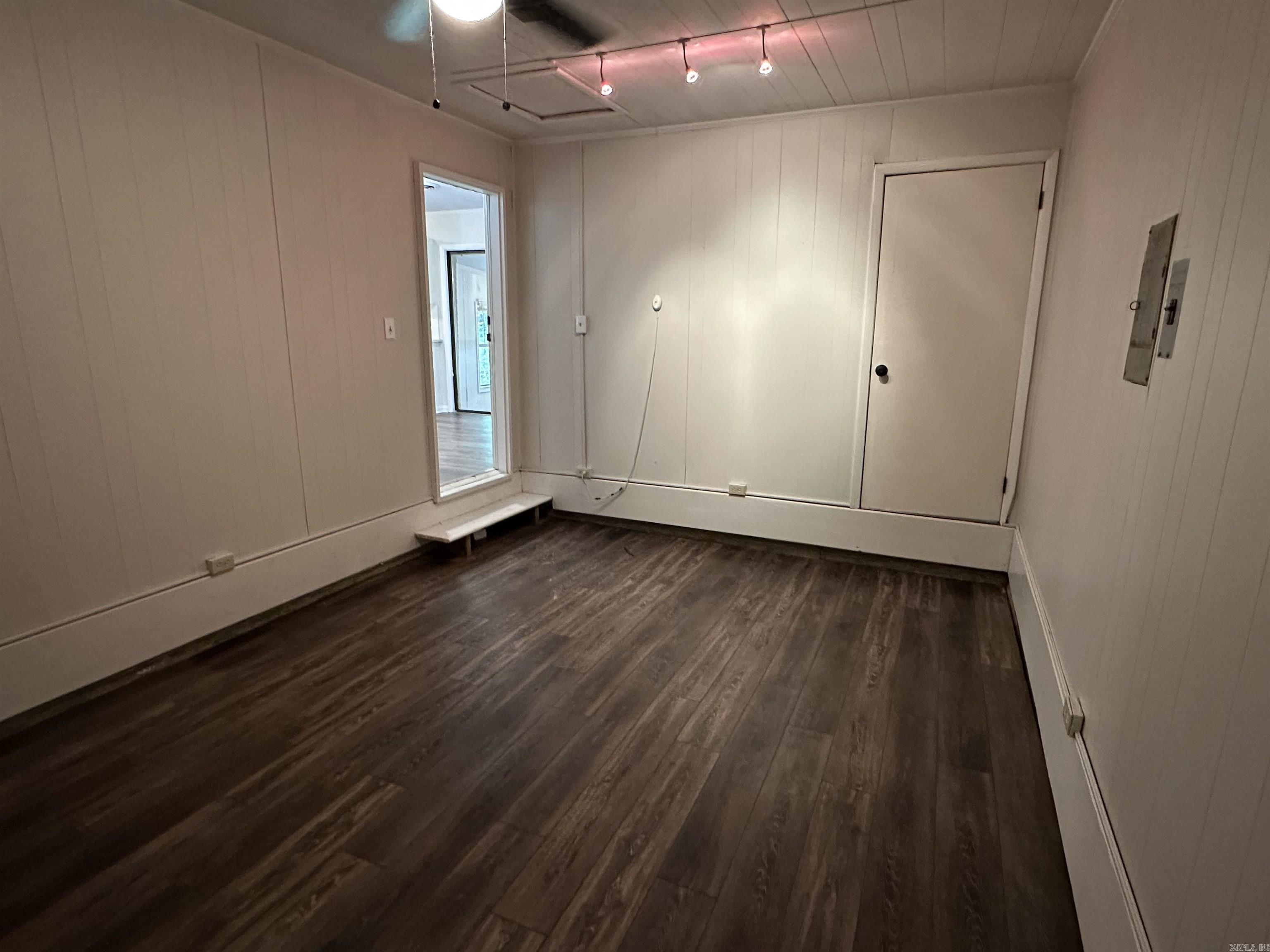 Watson Manor - Residential Lease