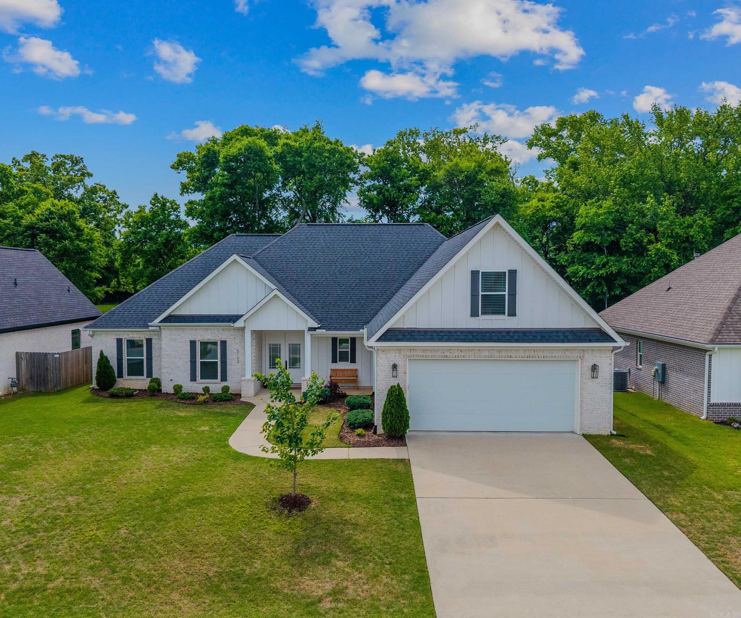 FIELDS OF HURRICANE LAKE ESTATES - Residential