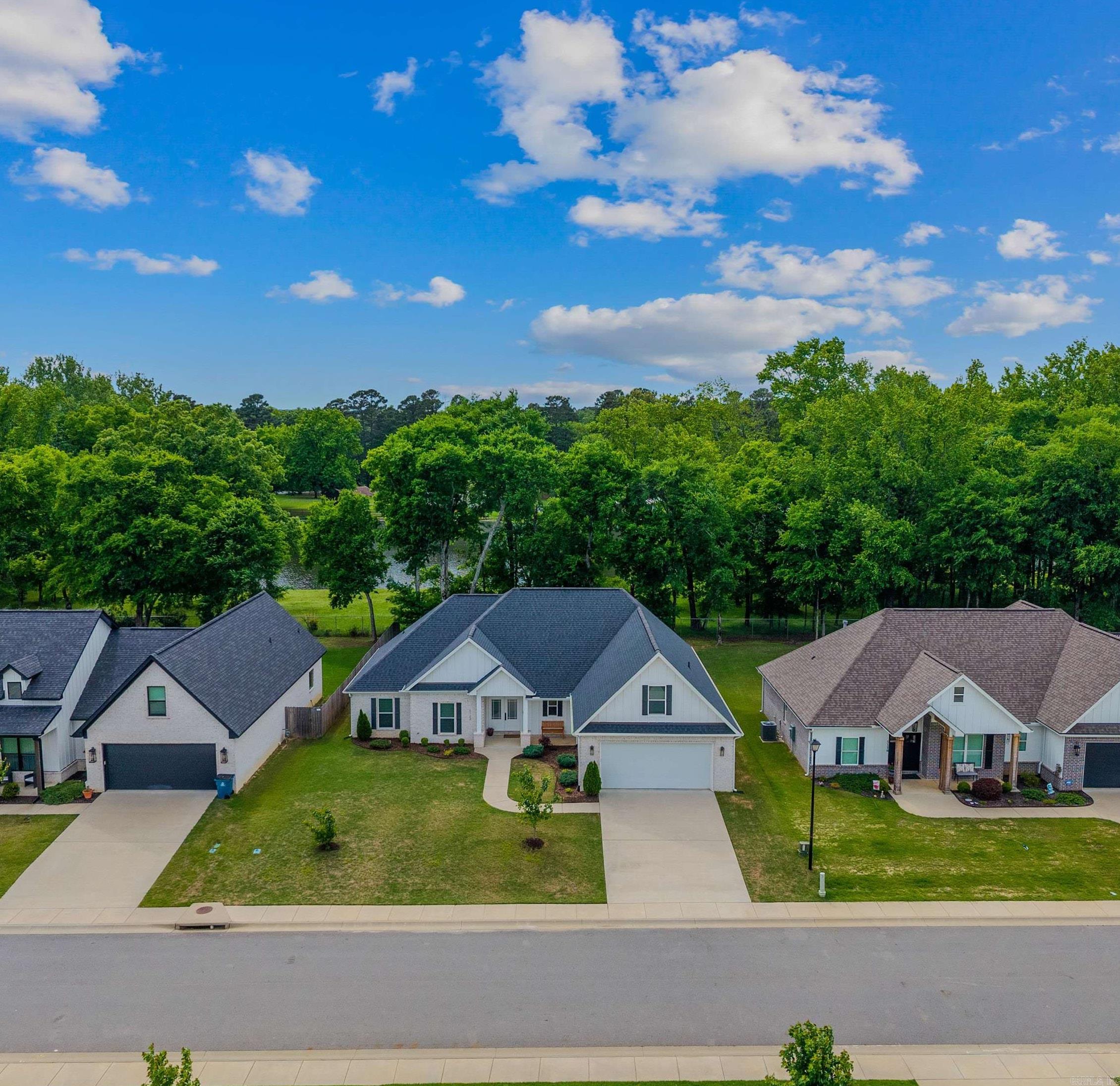 FIELDS OF HURRICANE LAKE ESTATES - Residential