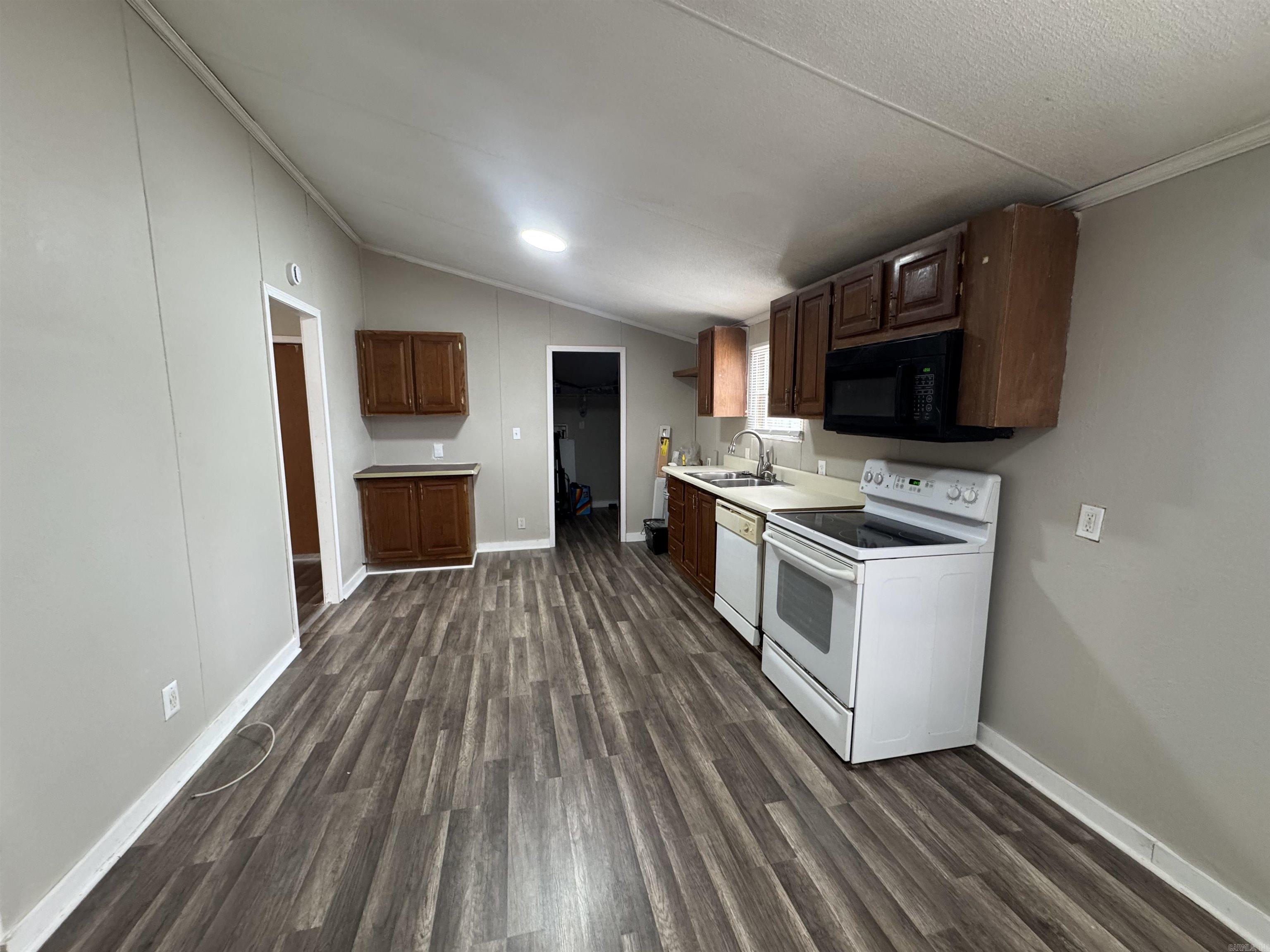 Black Oak - Residential Lease
