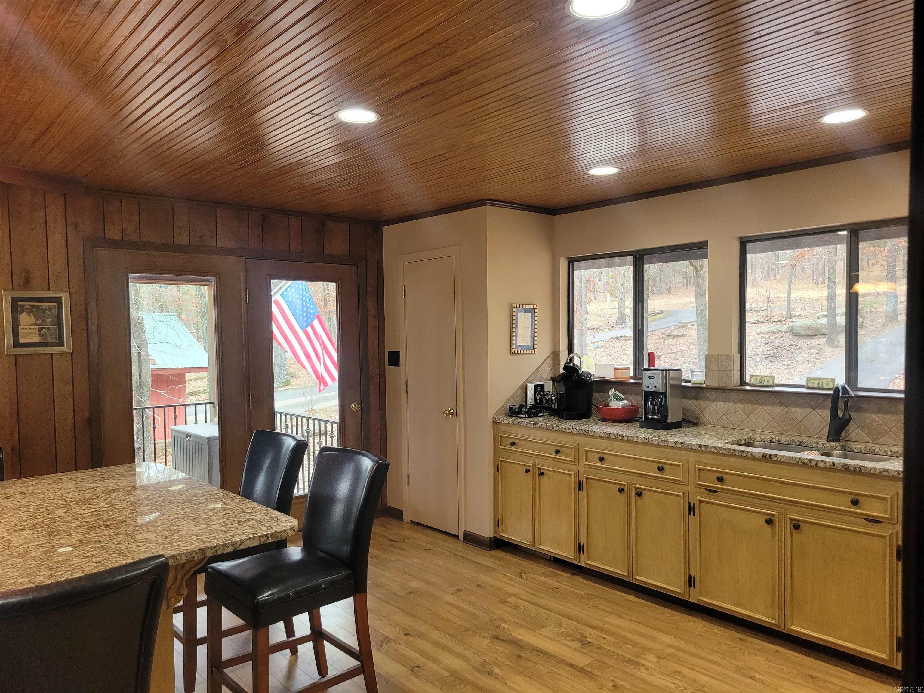 MYSTIC ISLE - Residential