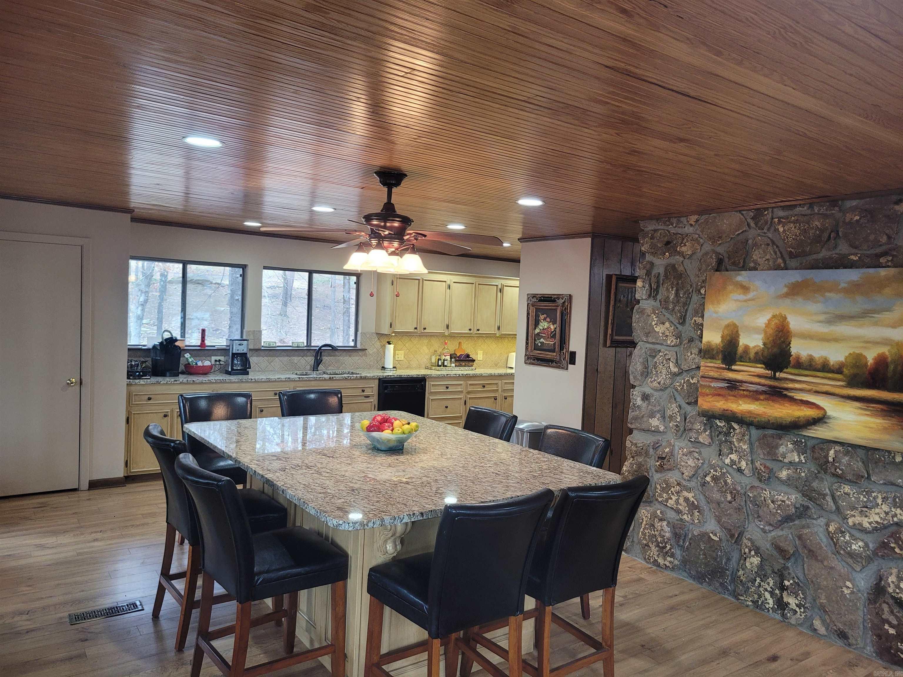 MYSTIC ISLE - Residential