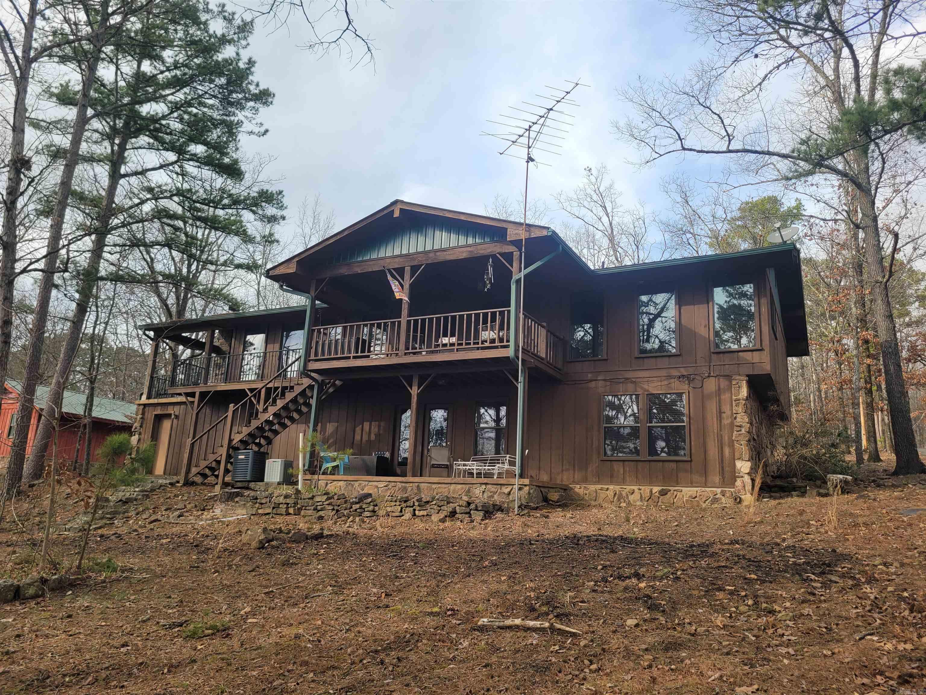 MYSTIC ISLE - Residential