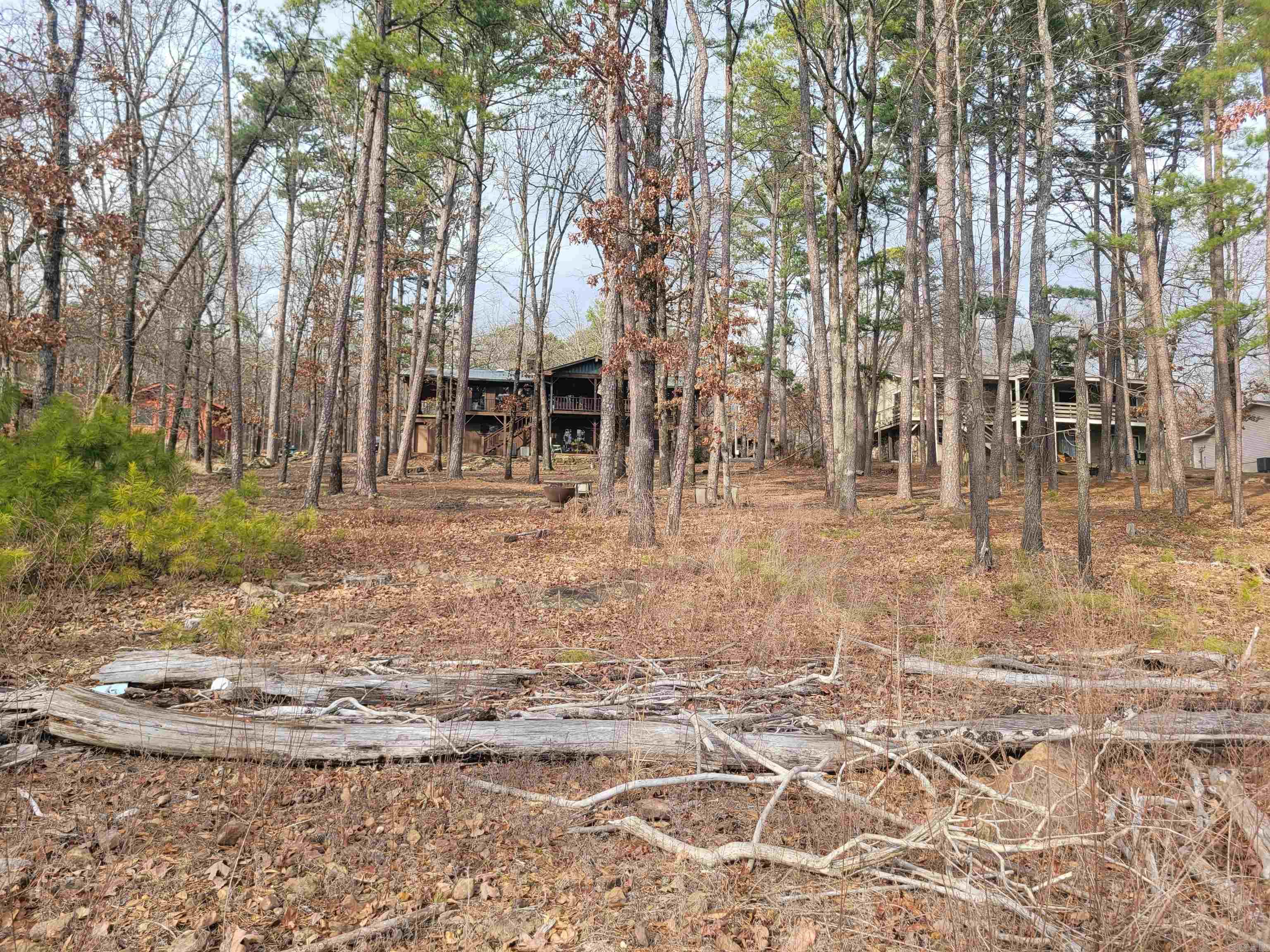 MYSTIC ISLE - Residential