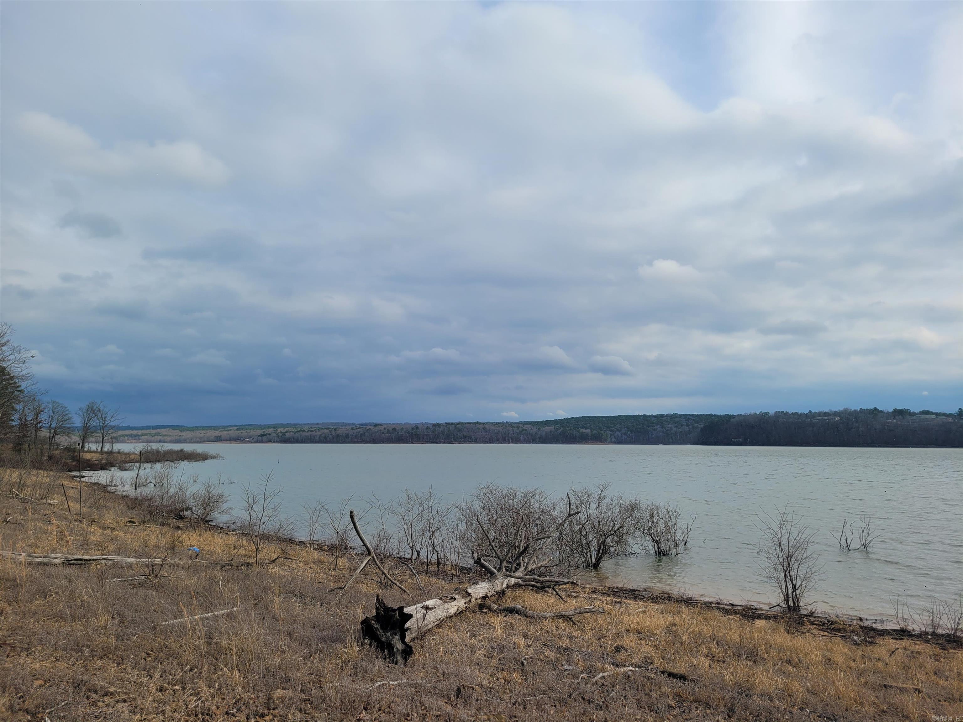 MYSTIC ISLE - Residential