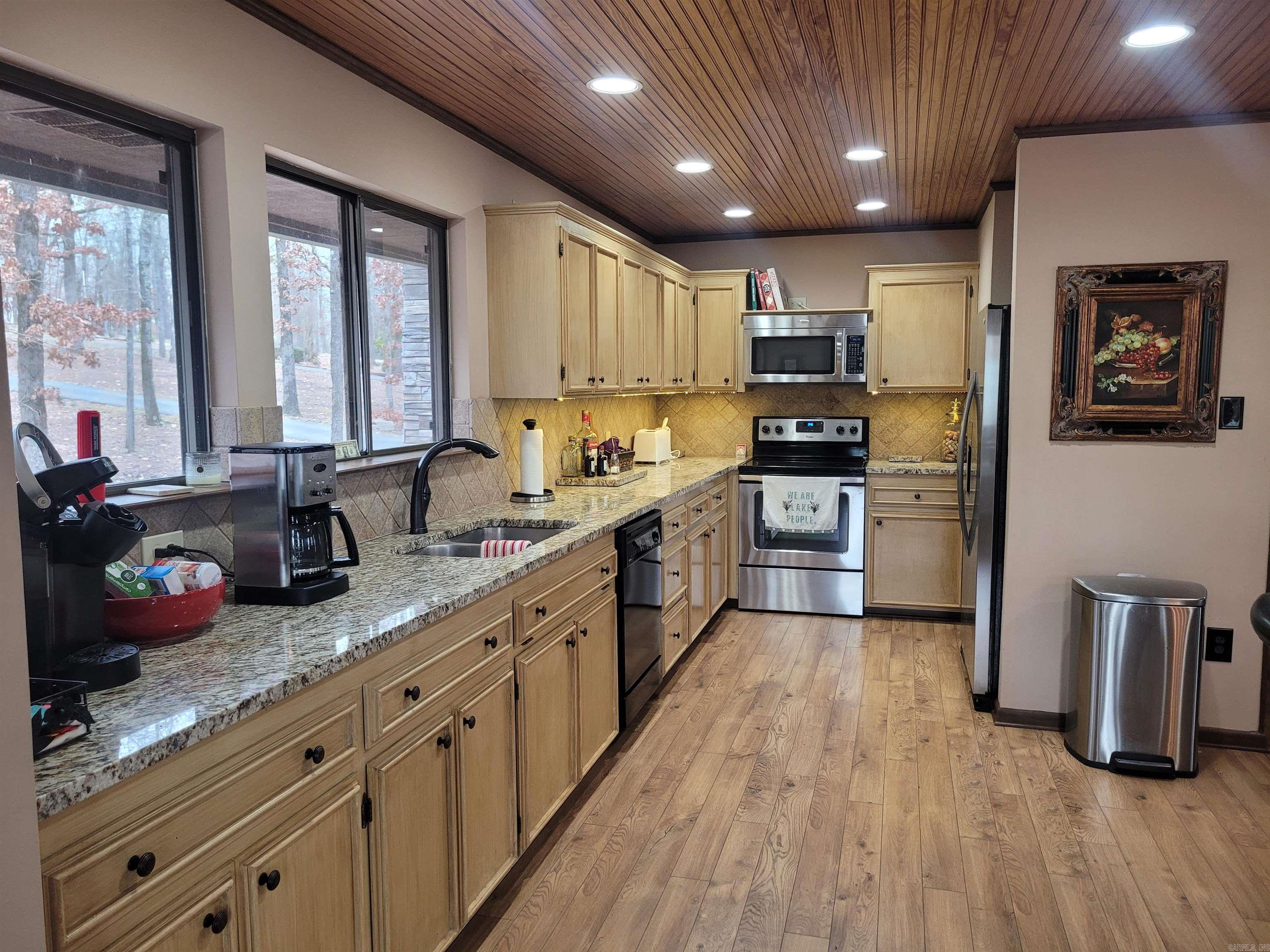 MYSTIC ISLE - Residential