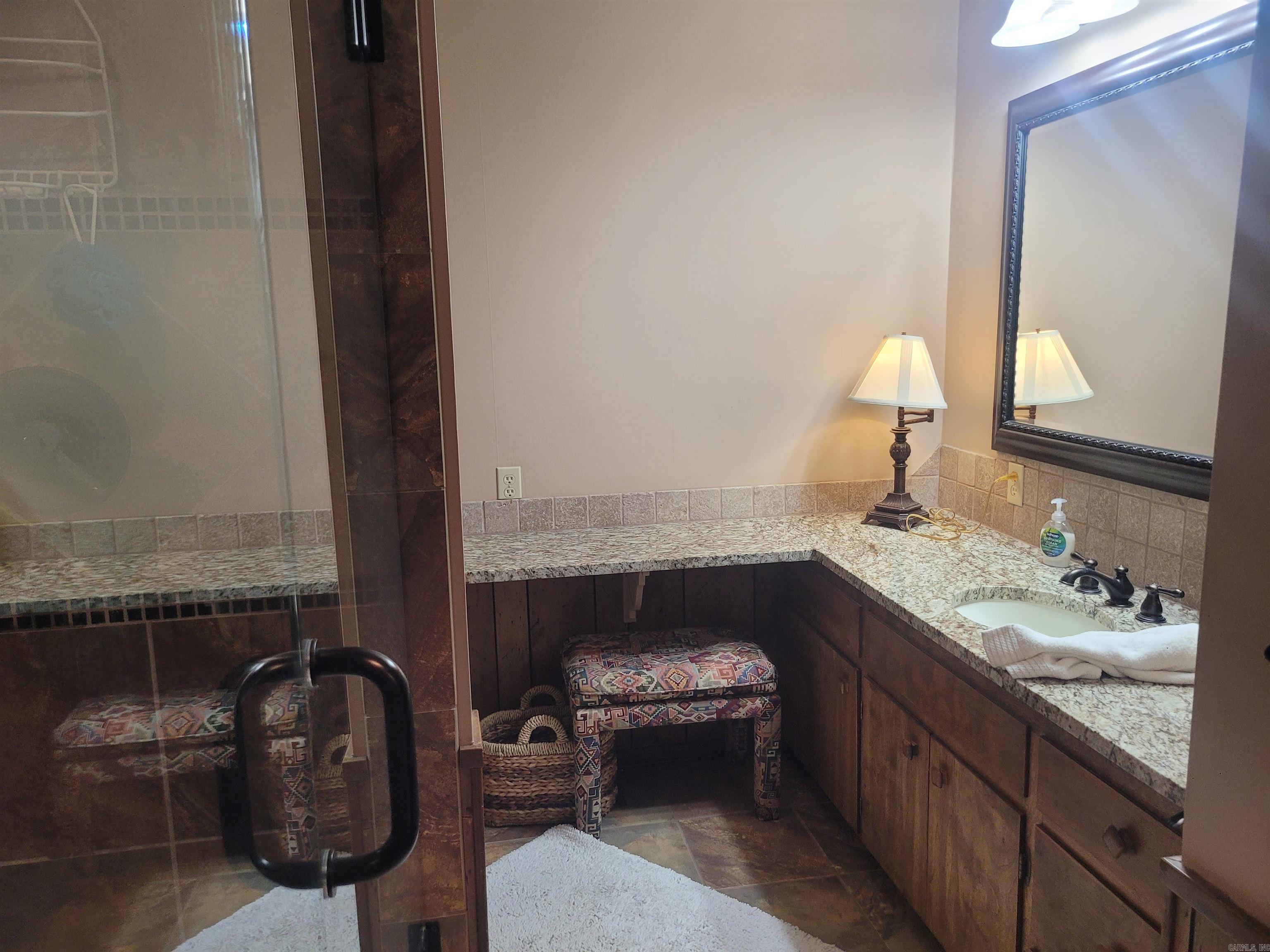 MYSTIC ISLE - Residential