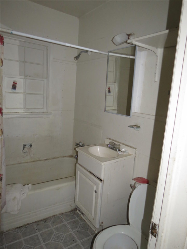 AUSTIN & TAYLOR ADDITION - Residential