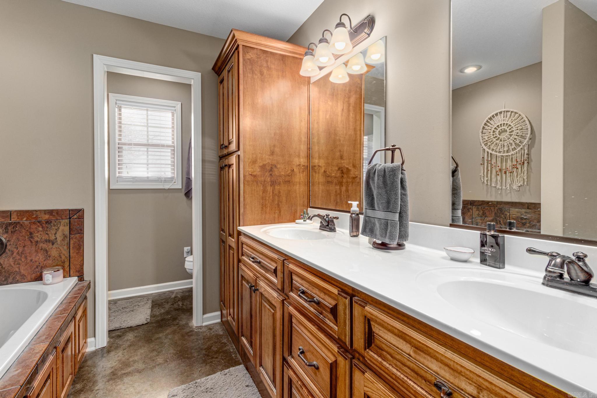 PROSPECT FARMS - Residential