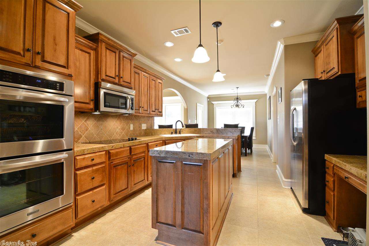 MAUMELLE VALLEY ESTATES - Residential