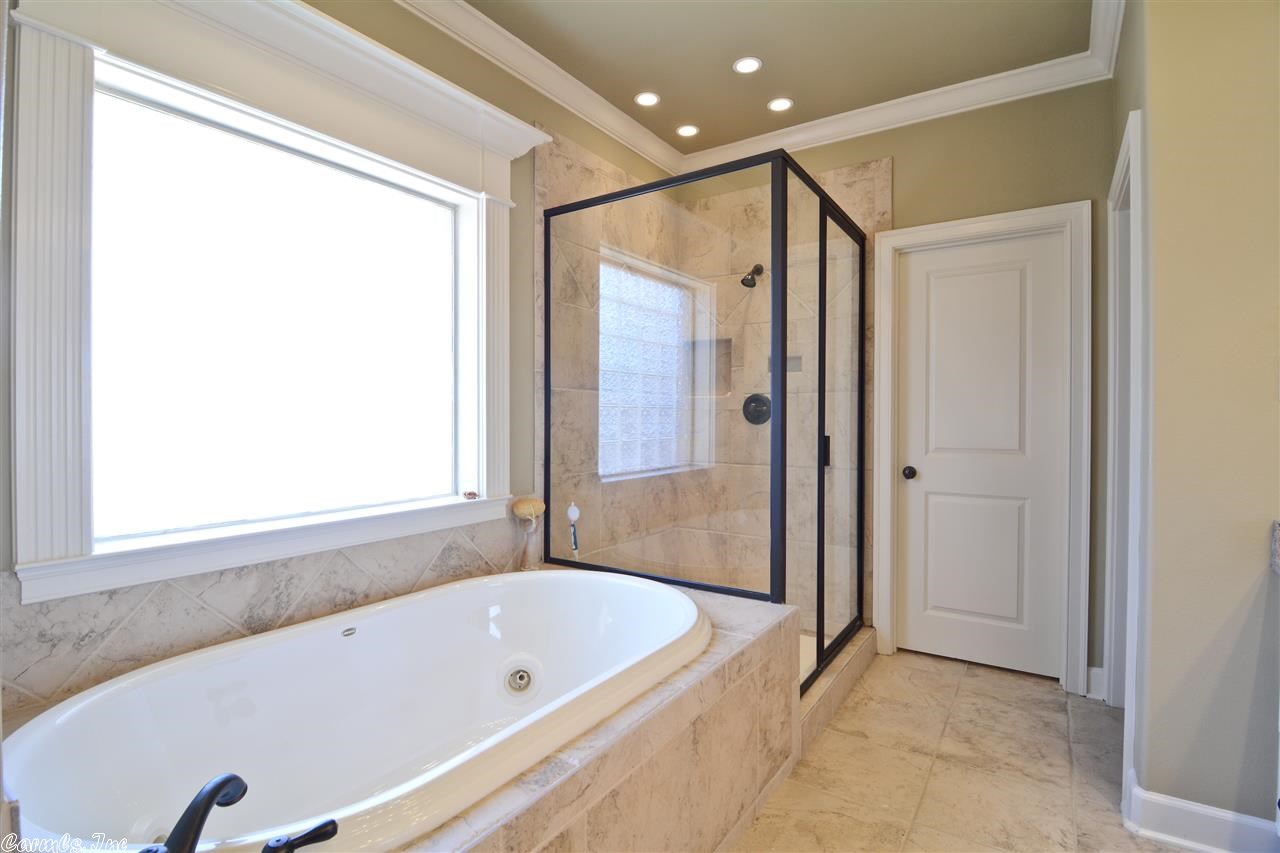 MAUMELLE VALLEY ESTATES - Residential