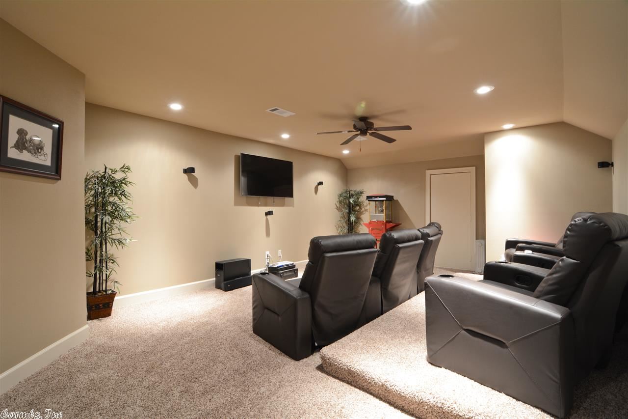 MAUMELLE VALLEY ESTATES - Residential