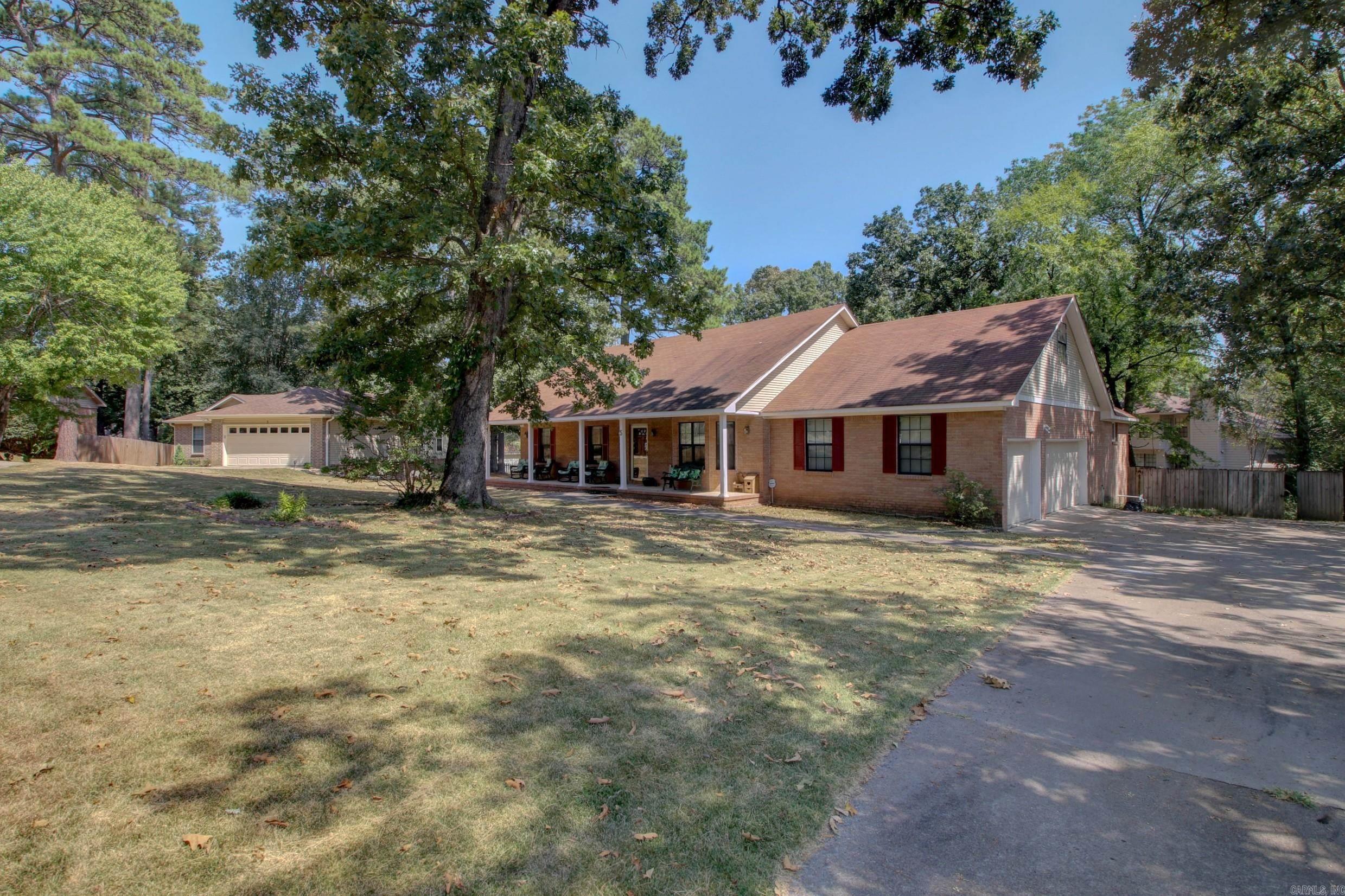 OTTER CREEK COMMUNITY - Residential